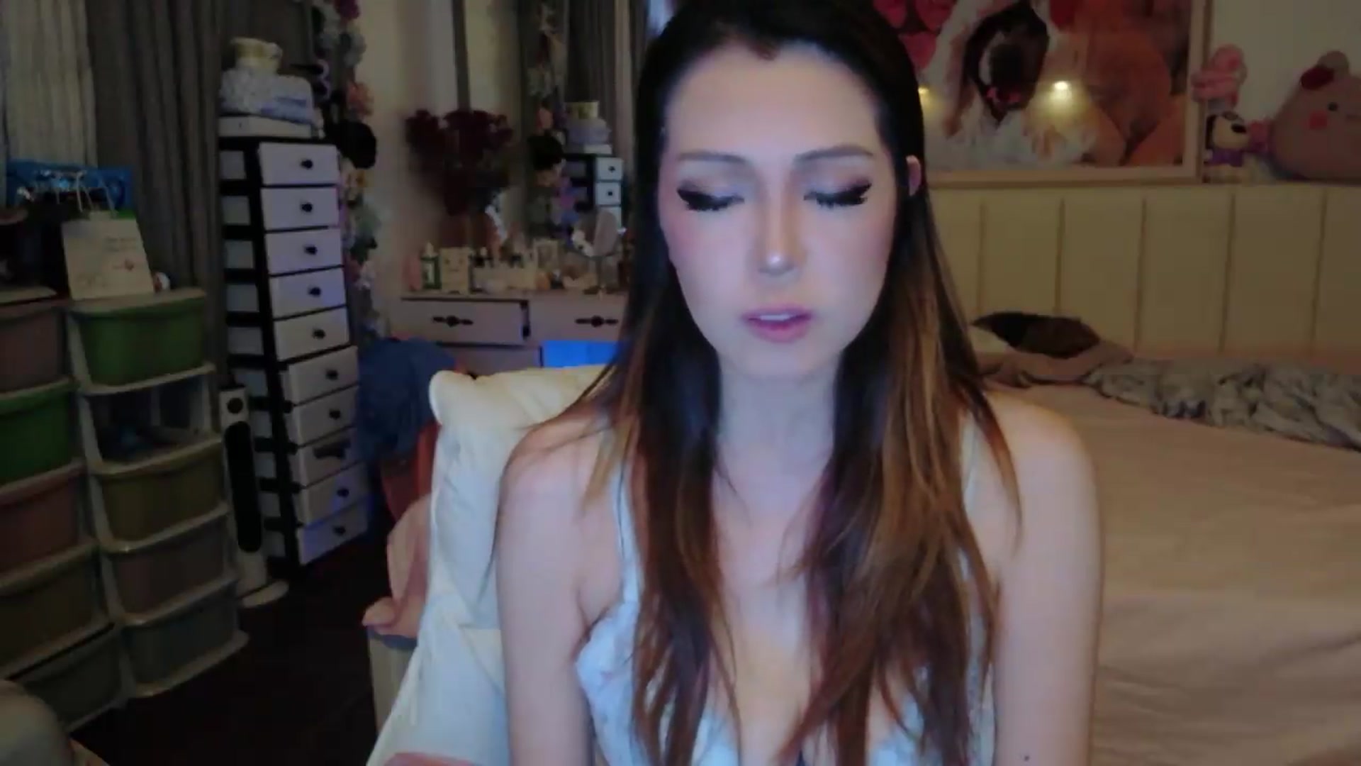 Gallery image thumbnail from Bunni_'s myfreecams stream on, 07/17/2026, 04:47 image 6 of 20