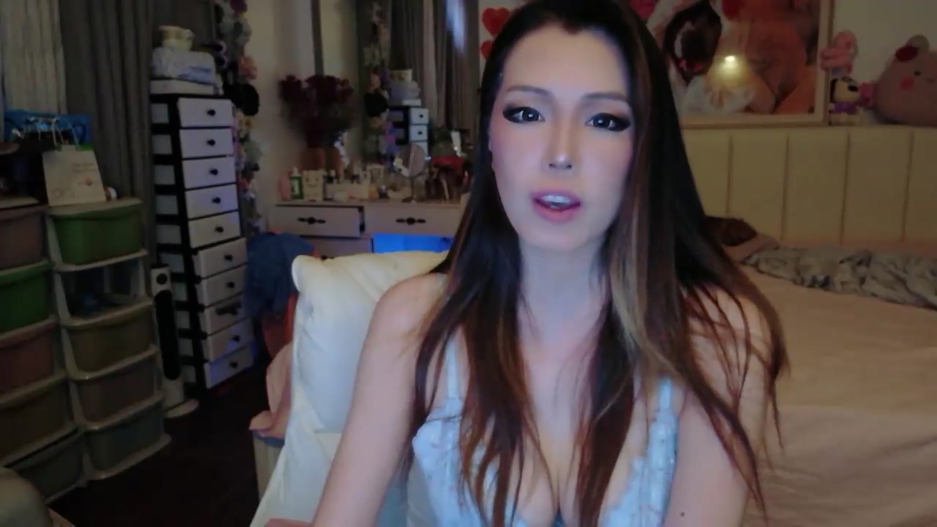 Gallery image thumbnail from Bunni_'s myfreecams stream on, 07/17/2026, 04:47 image 7 of 20