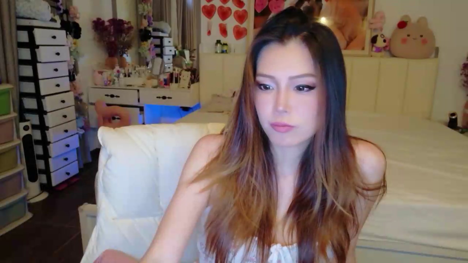 Gallery image thumbnail from Bunni_'s myfreecams stream on, 07/29/2026, 05:49 image 11 of 20