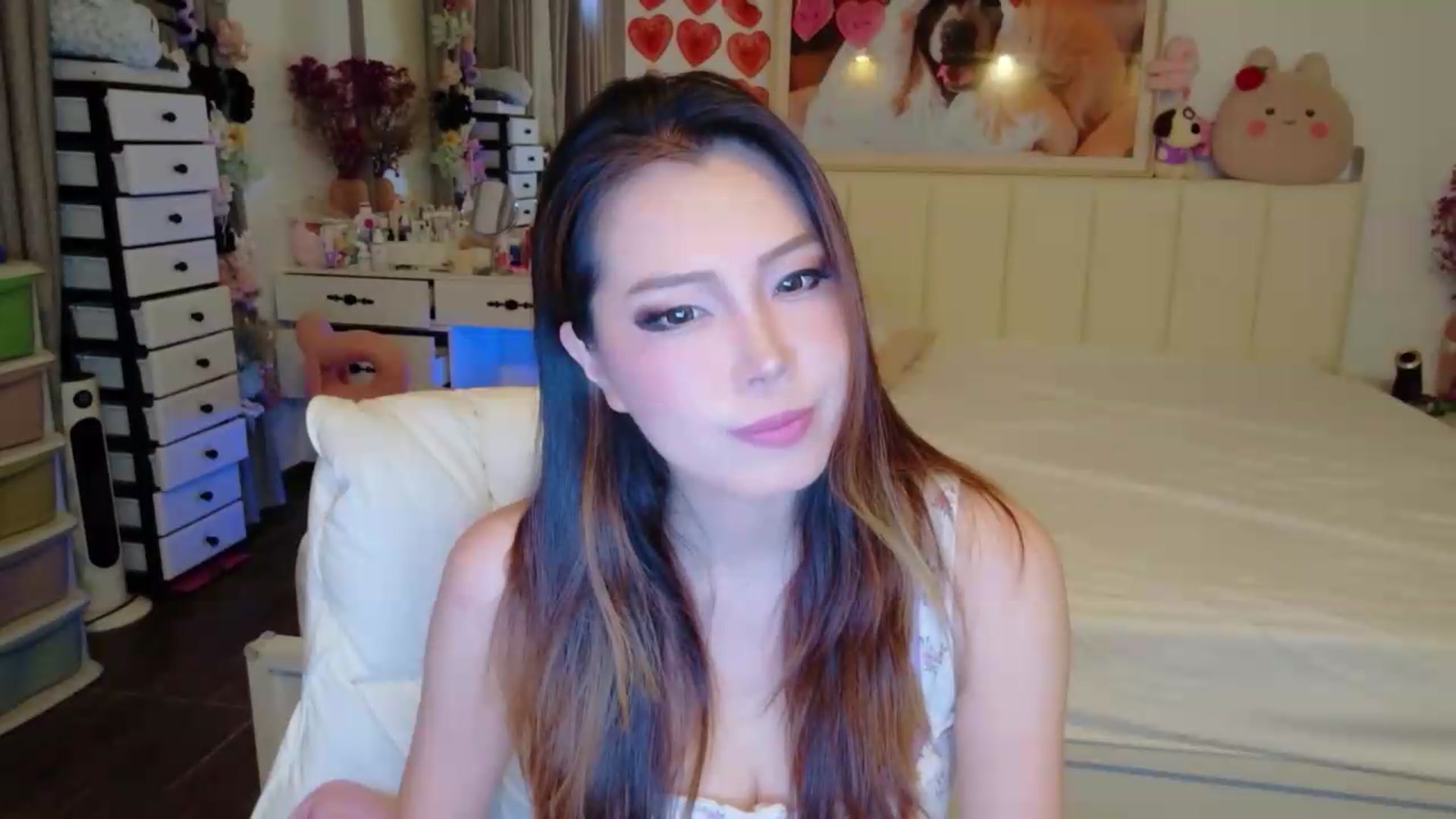 Gallery image thumbnail from Bunni_'s myfreecams stream on, 07/29/2026, 05:49 image 15 of 20