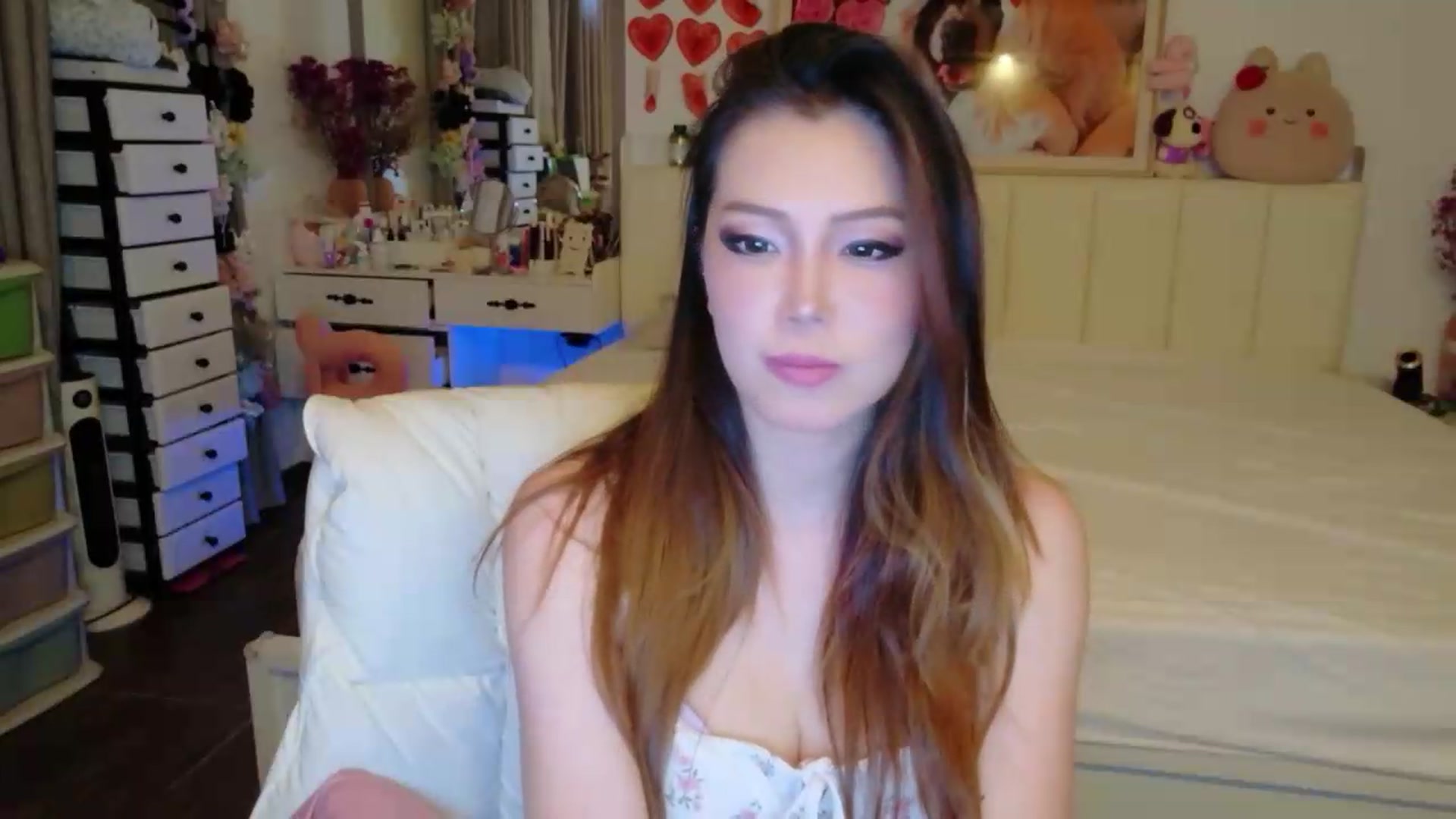 Gallery image thumbnail from Bunni_'s myfreecams stream on, 07/29/2026, 05:49 image 10 of 20