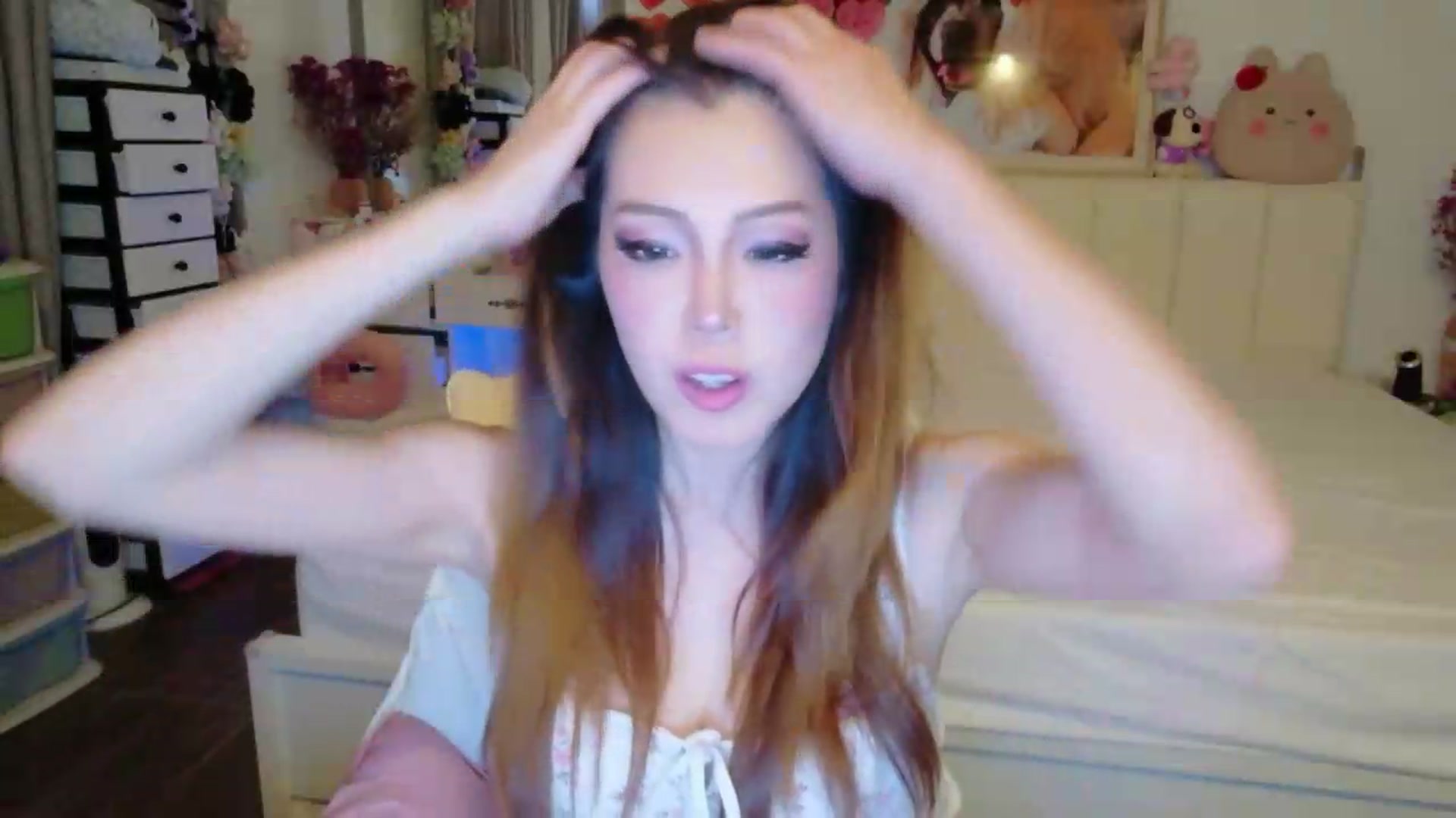 Gallery image thumbnail from Bunni_'s myfreecams stream on, 07/29/2026, 05:49 image 5 of 20