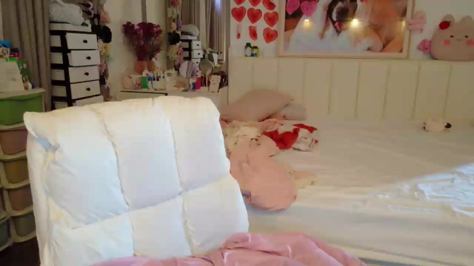 Gallery image thumbnail from Bunni_'s myfreecams stream on, 07/31/2026, 05:45 image 1 of 20