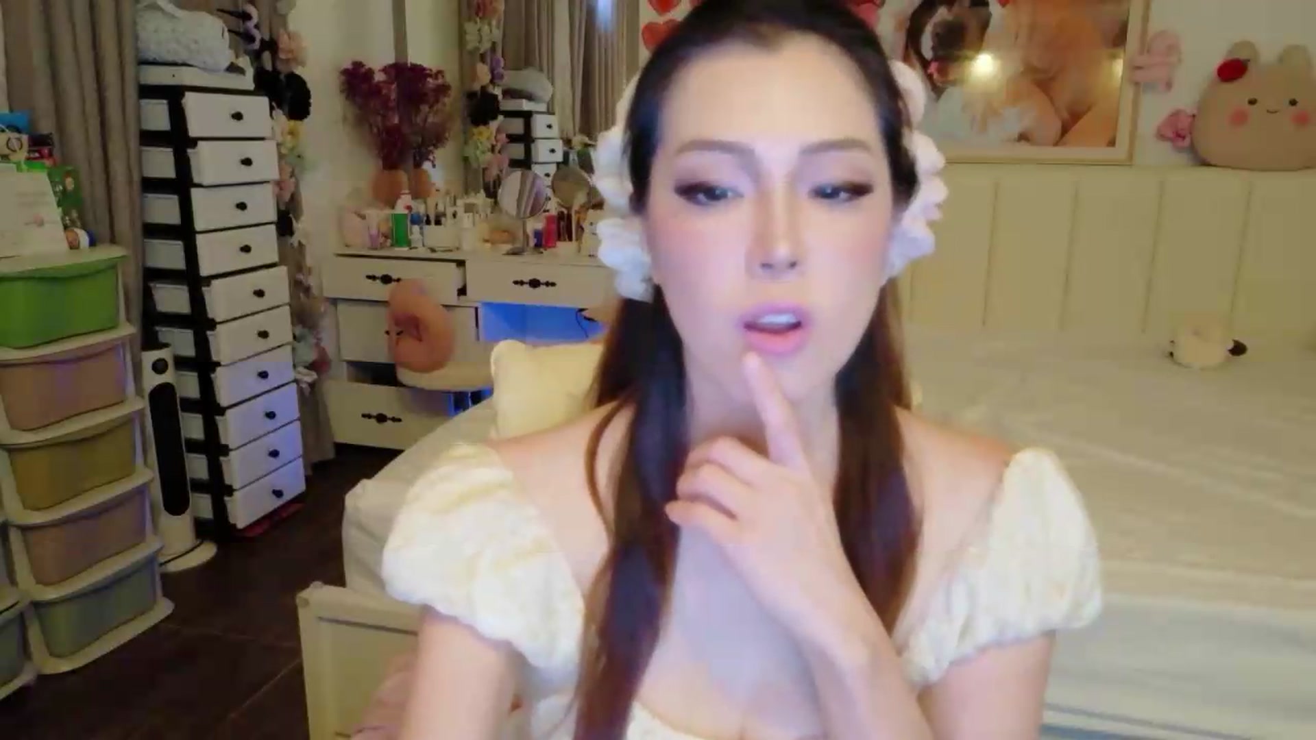 Gallery image thumbnail from Bunni_'s myfreecams stream on, 07/31/2026, 05:45 image 20 of 20