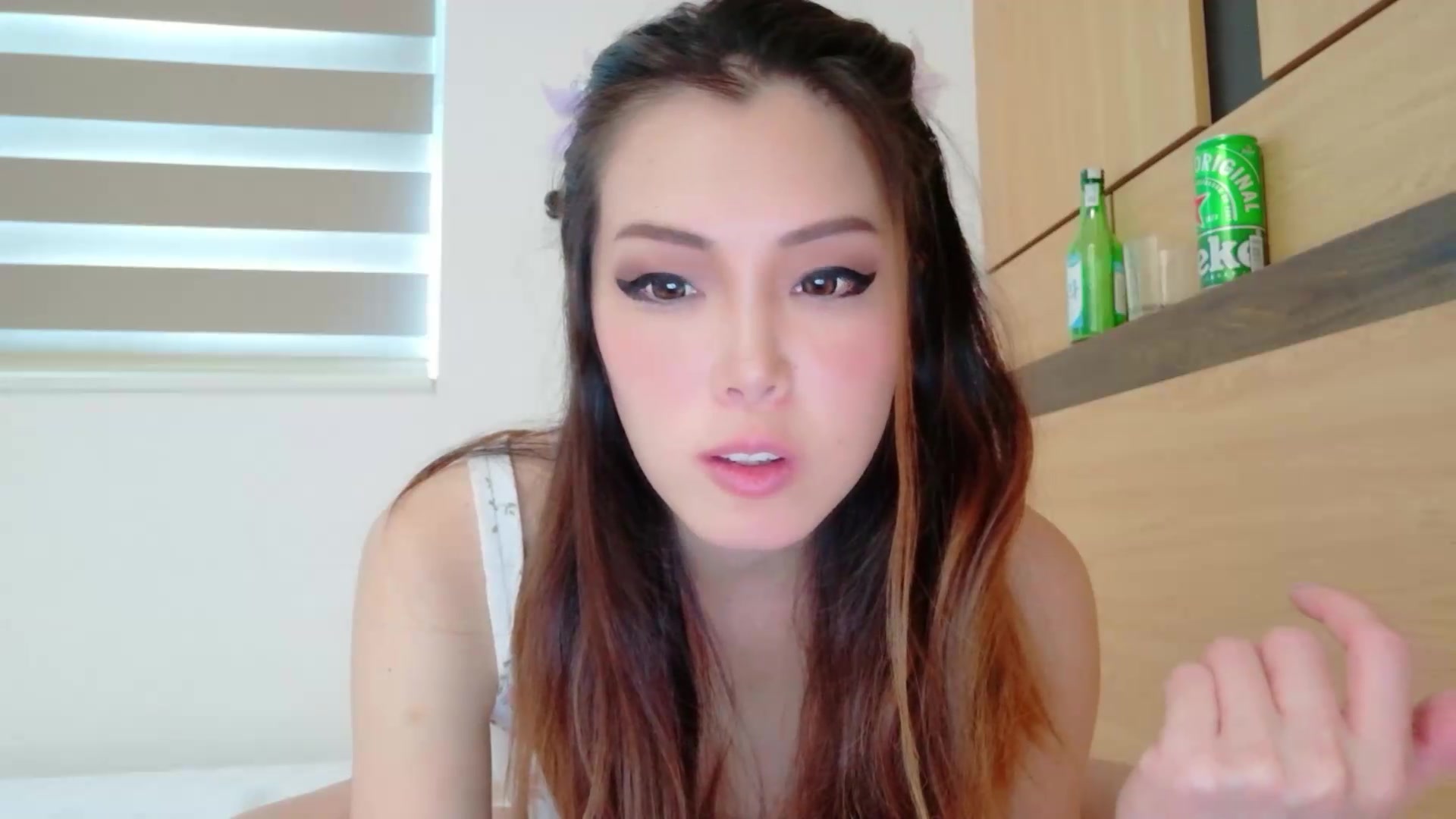 Gallery image thumbnail from Bunni_'s myfreecams stream on, 08/19/2026, 05:23 image 18 of 20