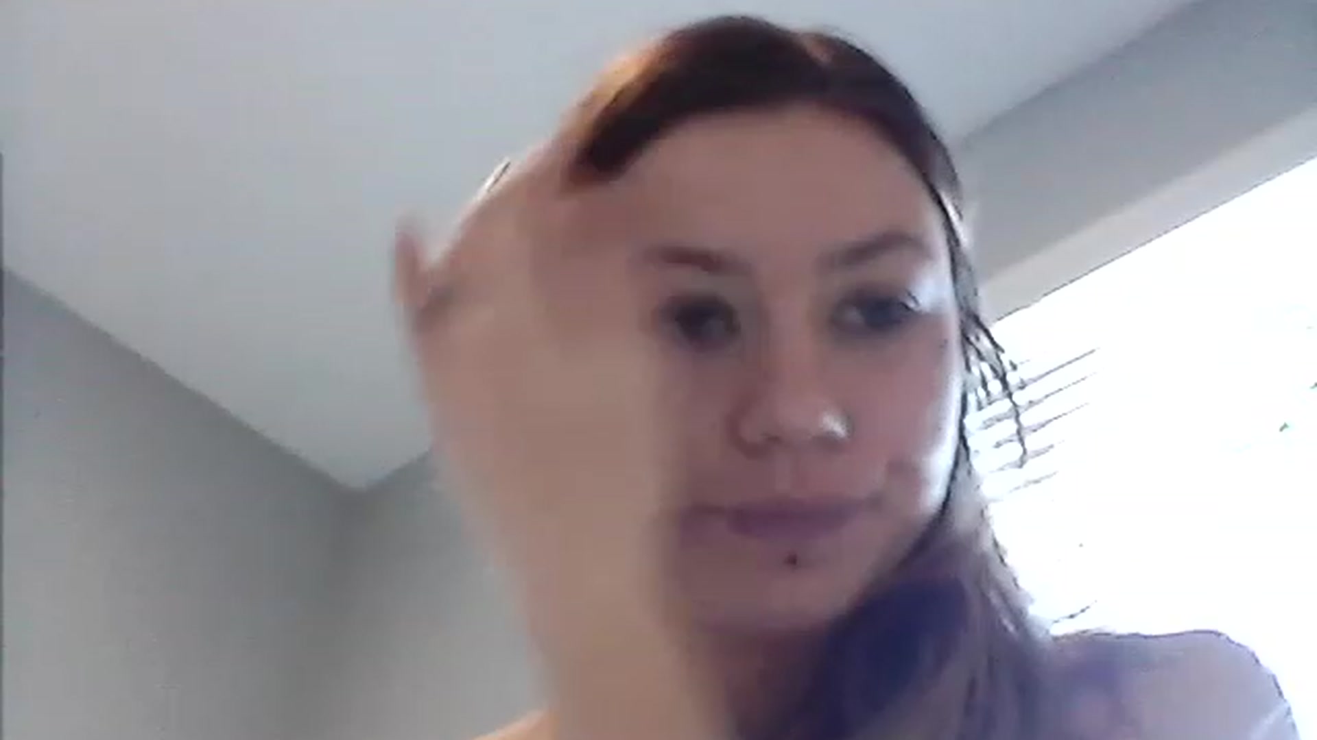 Gallery image thumbnail from Bunnie777's myfreecams stream on, 04/03/2023, 22:37 image 8 of 20