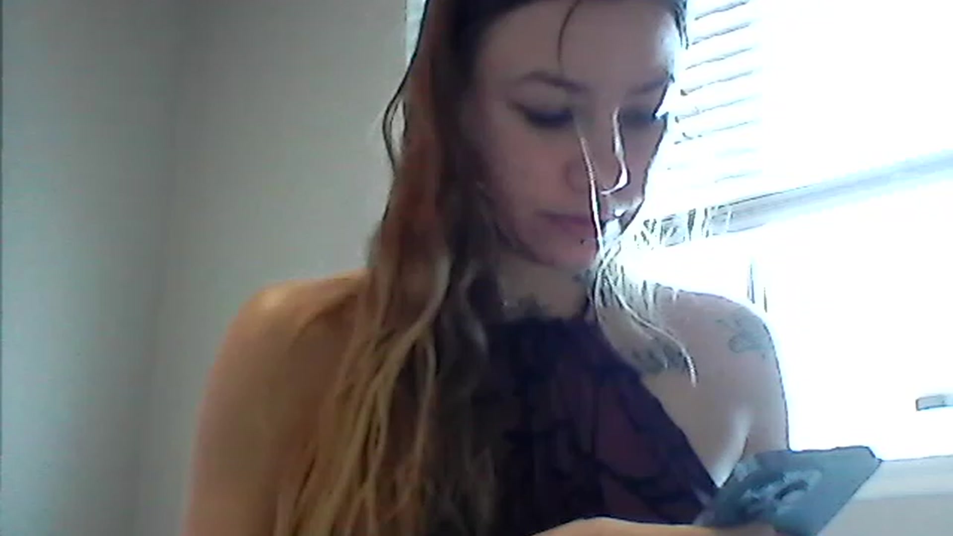 Gallery image thumbnail from Bunnie777's myfreecams stream on, 04/03/2023, 22:37 image 4 of 20