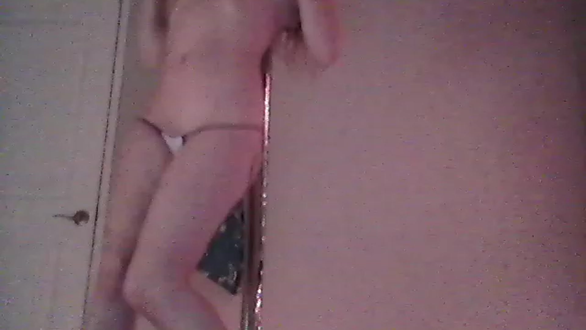 Gallery image thumbnail from Bunnie777's myfreecams stream on, 04/05/2023, 10:18 image 5 of 20
