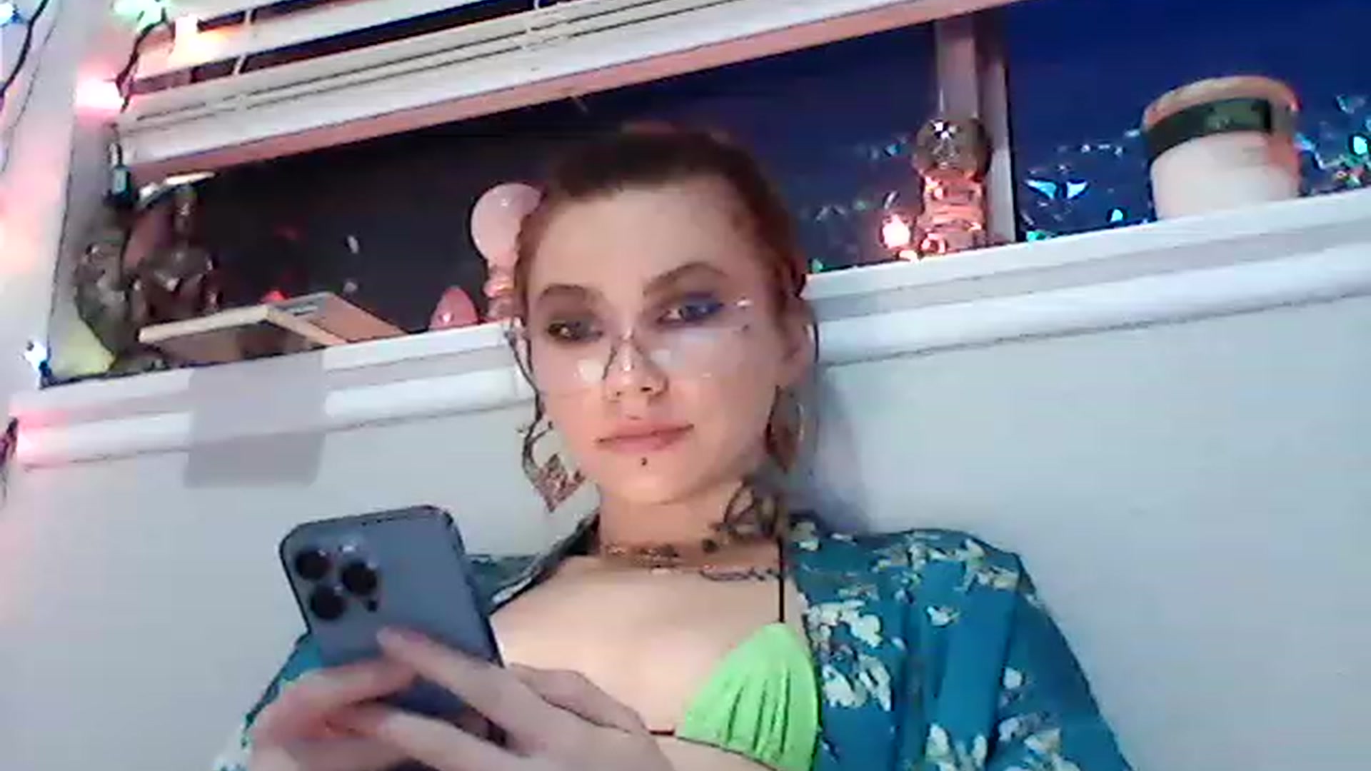 Gallery image thumbnail from Bunnie777's myfreecams stream on, 04/07/2023, 13:28 image 19 of 20