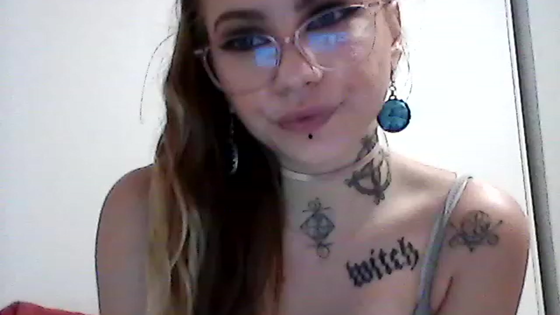 Gallery image thumbnail from Bunnie777's myfreecams stream on, 05/10/2023, 09:29 image 17 of 20