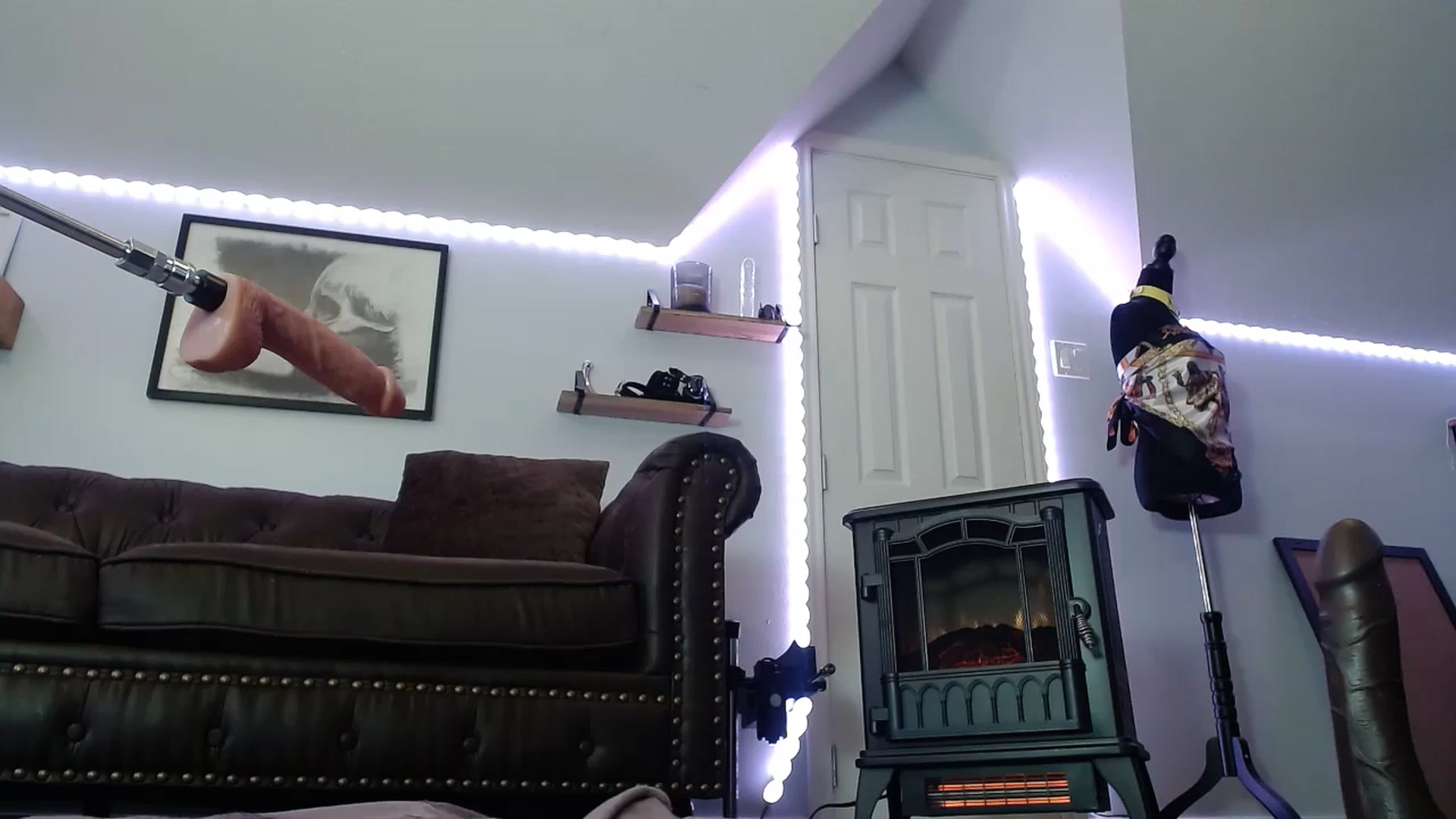 Gallery image thumbnail from BunnyNextDoor's myfreecams stream on, 11/22/2022, 18:43 image 19 of 20