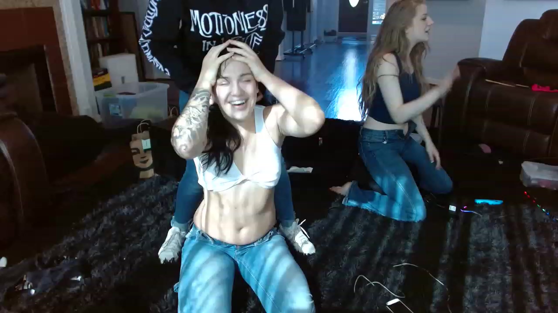 Gallery image thumbnail from BunnyNextDoor's myfreecams stream on, 11/28/2022, 19:08 image 10 of 20