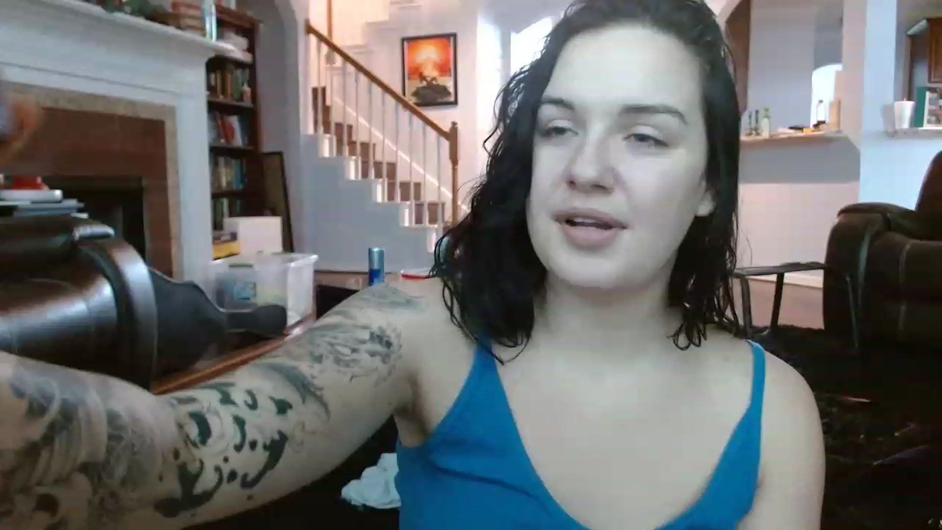Gallery image thumbnail from BunnyNextDoor's myfreecams stream on, 12/02/2022, 22:01 image 12 of 20