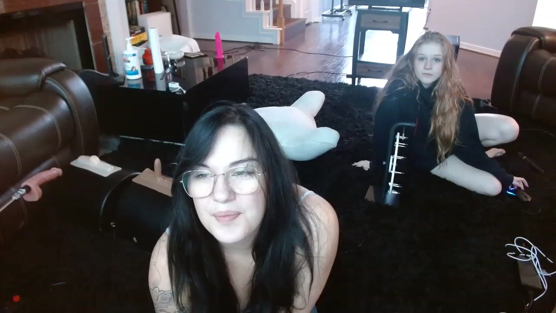 Gallery image thumbnail from BunnyNextDoor's myfreecams stream on, 12/03/2022, 21:09 image 1 of 20