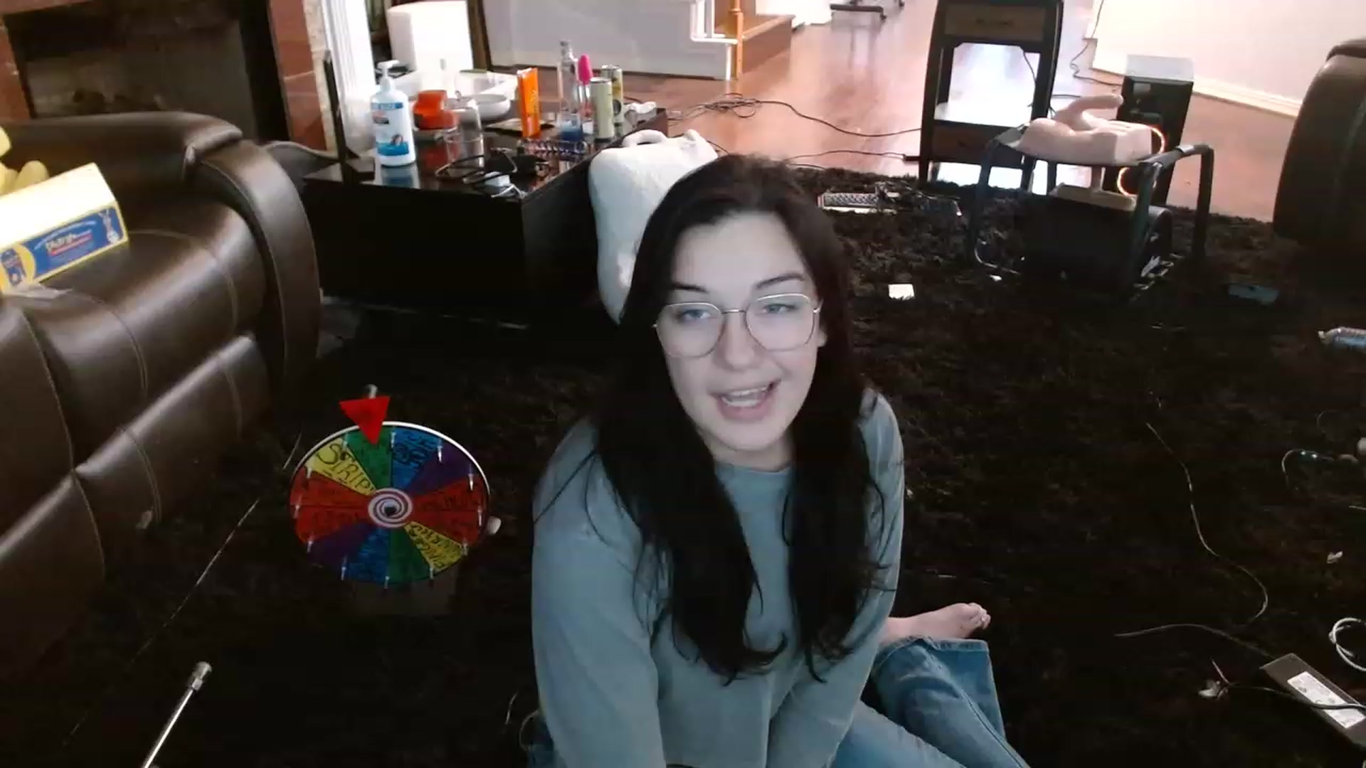 Gallery image thumbnail from BunnyNextDoor's myfreecams stream on, 12/04/2022, 23:19 image 19 of 20