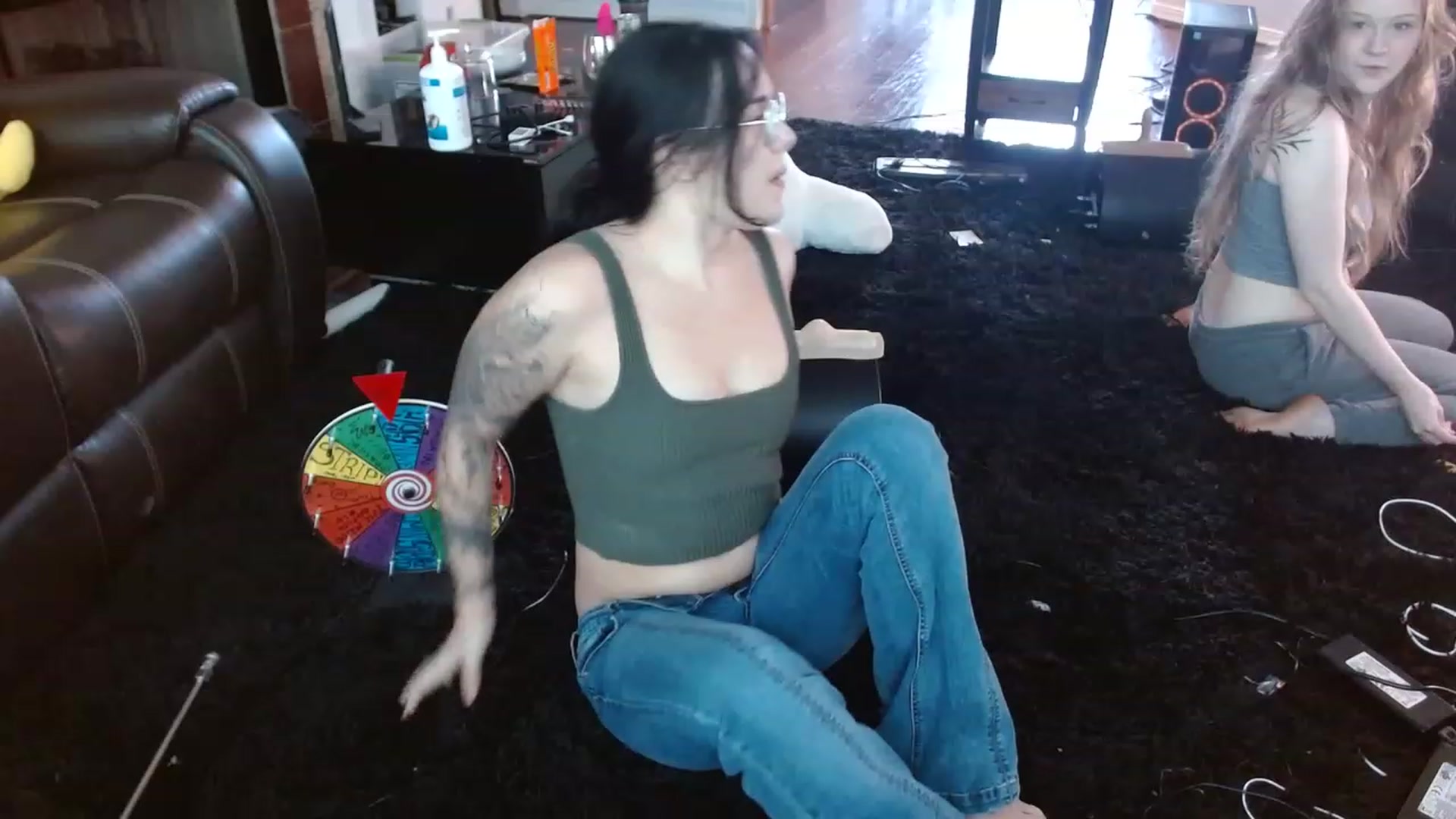 Gallery image thumbnail from BunnyNextDoor's myfreecams stream on, 12/05/2022, 18:56 image 2 of 20