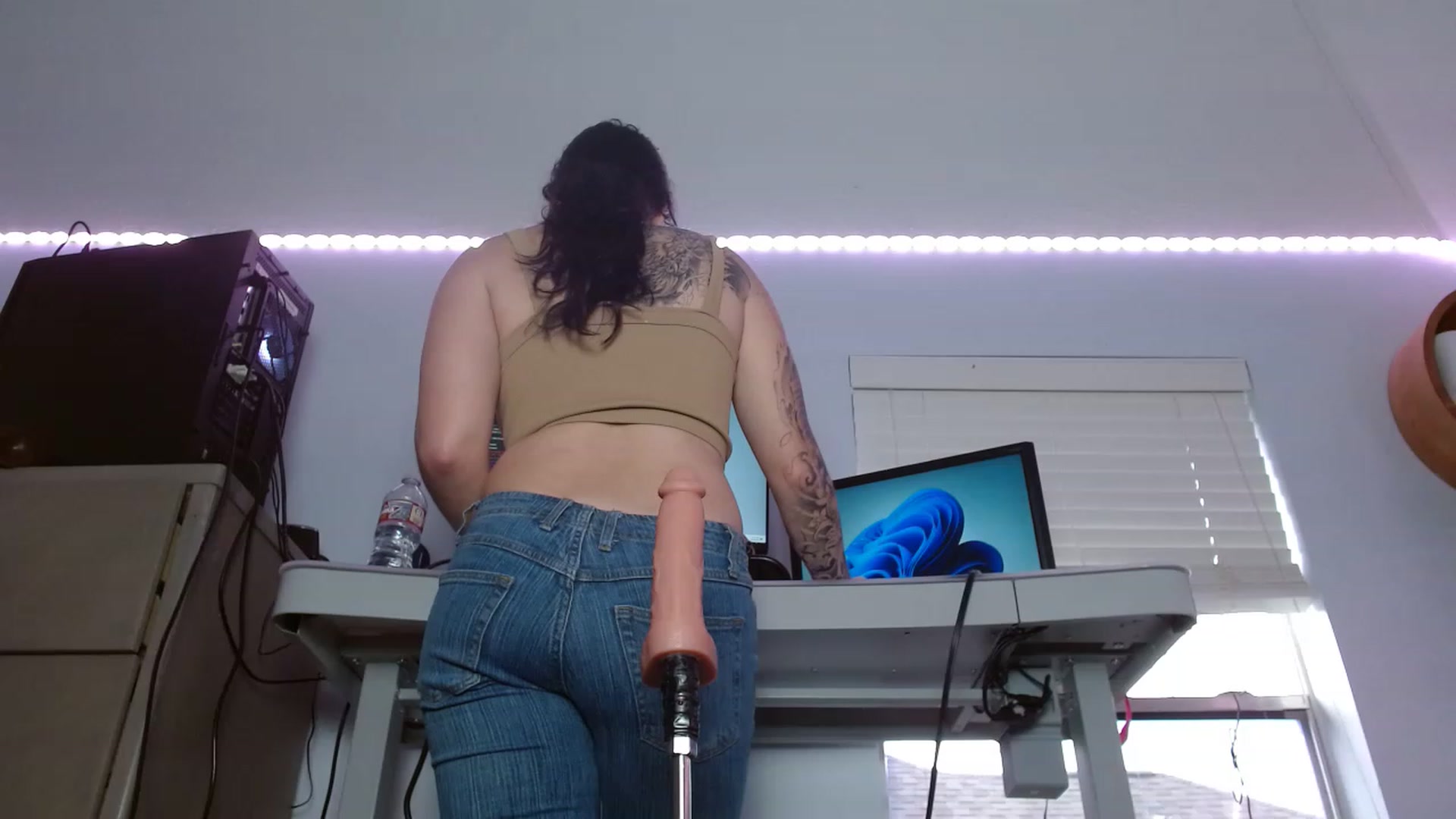 Gallery image thumbnail from BunnyNextDoor's myfreecams stream on, 12/09/2022, 20:03 image 1 of 20