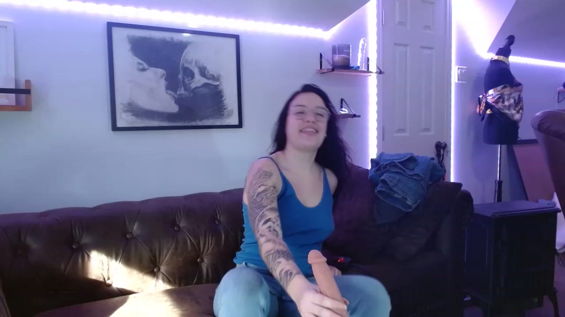 Gallery image thumbnail from BunnyNextDoor's myfreecams stream on, 12/27/2022, 21:26 image 9 of 20