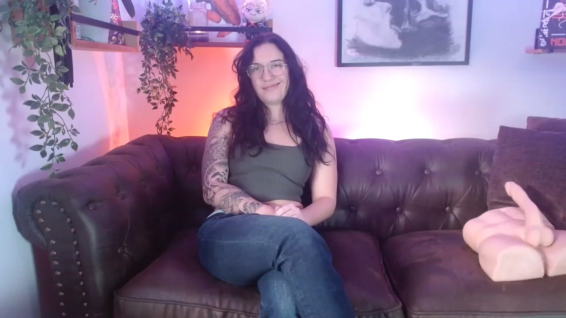 Gallery image thumbnail from BunnyNextDoor's myfreecams stream on, 01/03/2023, 22:07 image 9 of 20