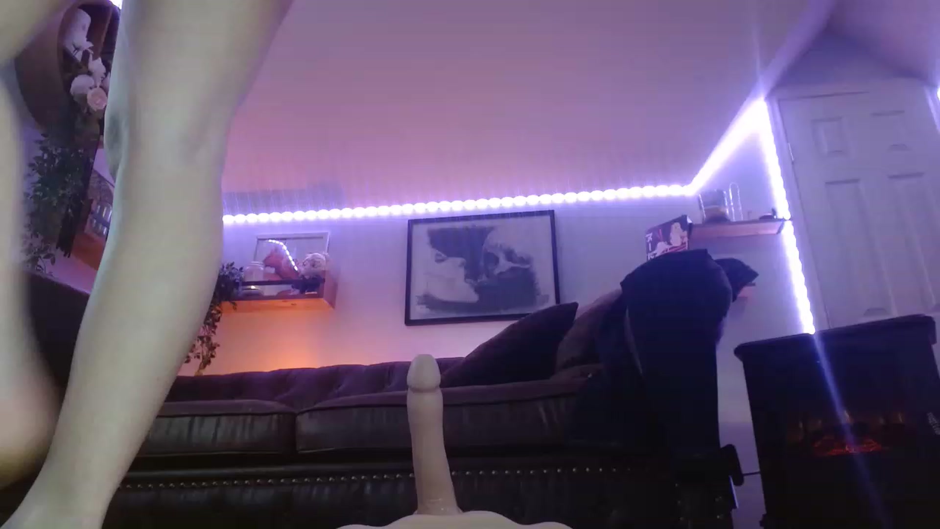 Gallery image thumbnail from BunnyNextDoor's myfreecams stream on, 01/04/2023, 24:06 image 6 of 20