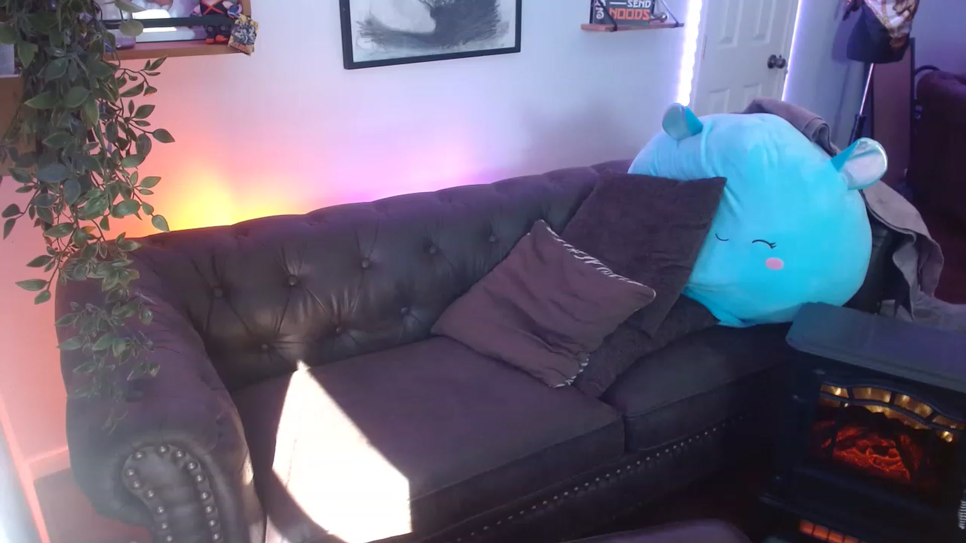 Gallery image thumbnail from BunnyNextDoor's myfreecams stream on, 01/13/2023, 20:48 image 13 of 20