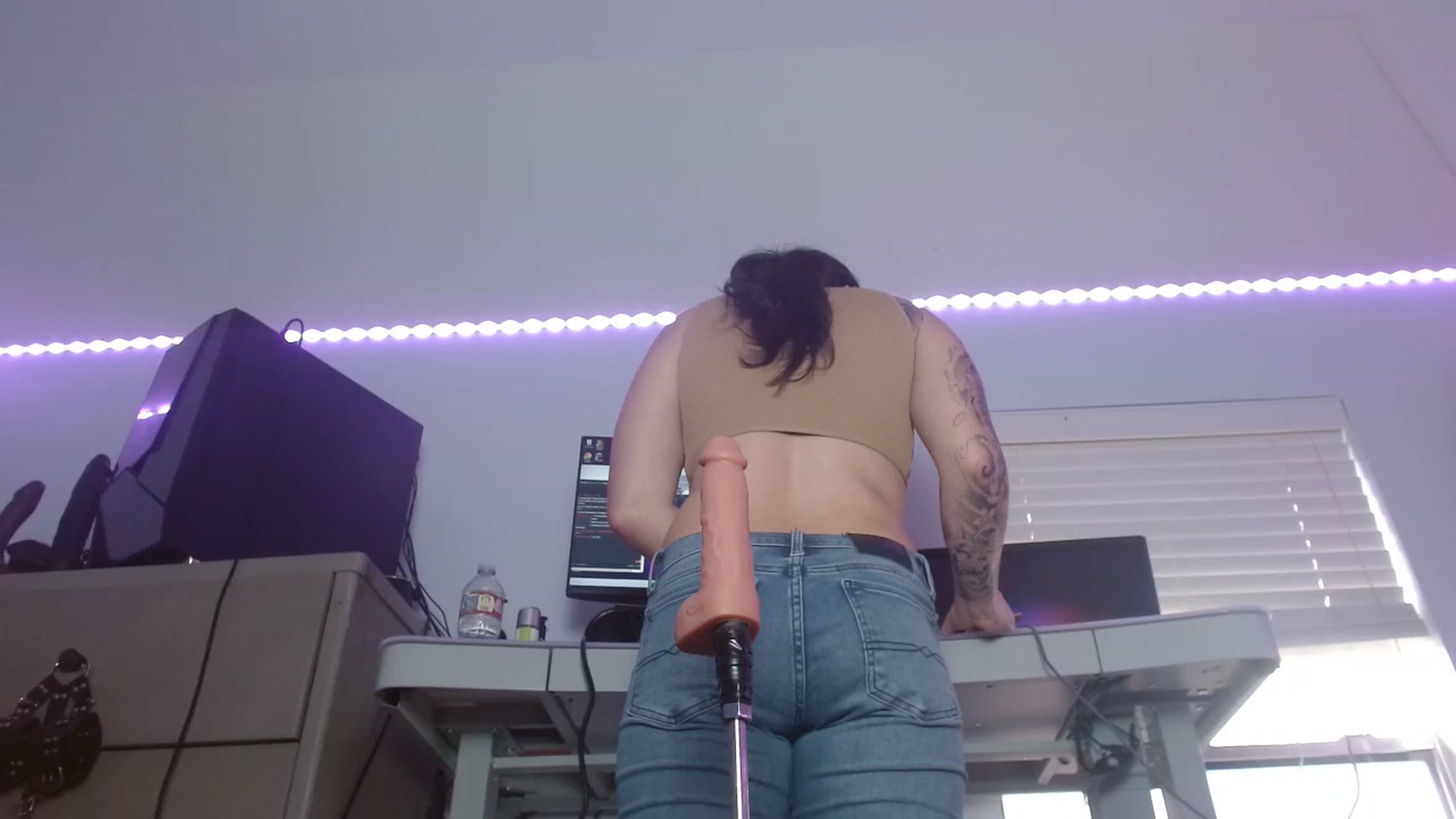 Gallery image thumbnail from BunnyNextDoor's myfreecams stream on, 01/18/2023, 20:02 image 2 of 20