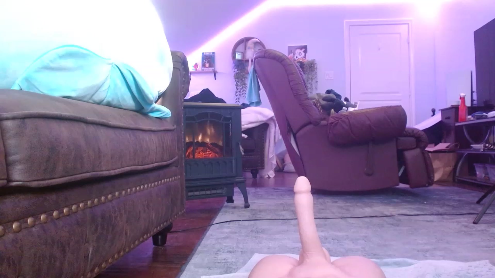 Gallery image thumbnail from BunnyNextDoor's myfreecams stream on, 01/19/2023, 23:32 image 16 of 20