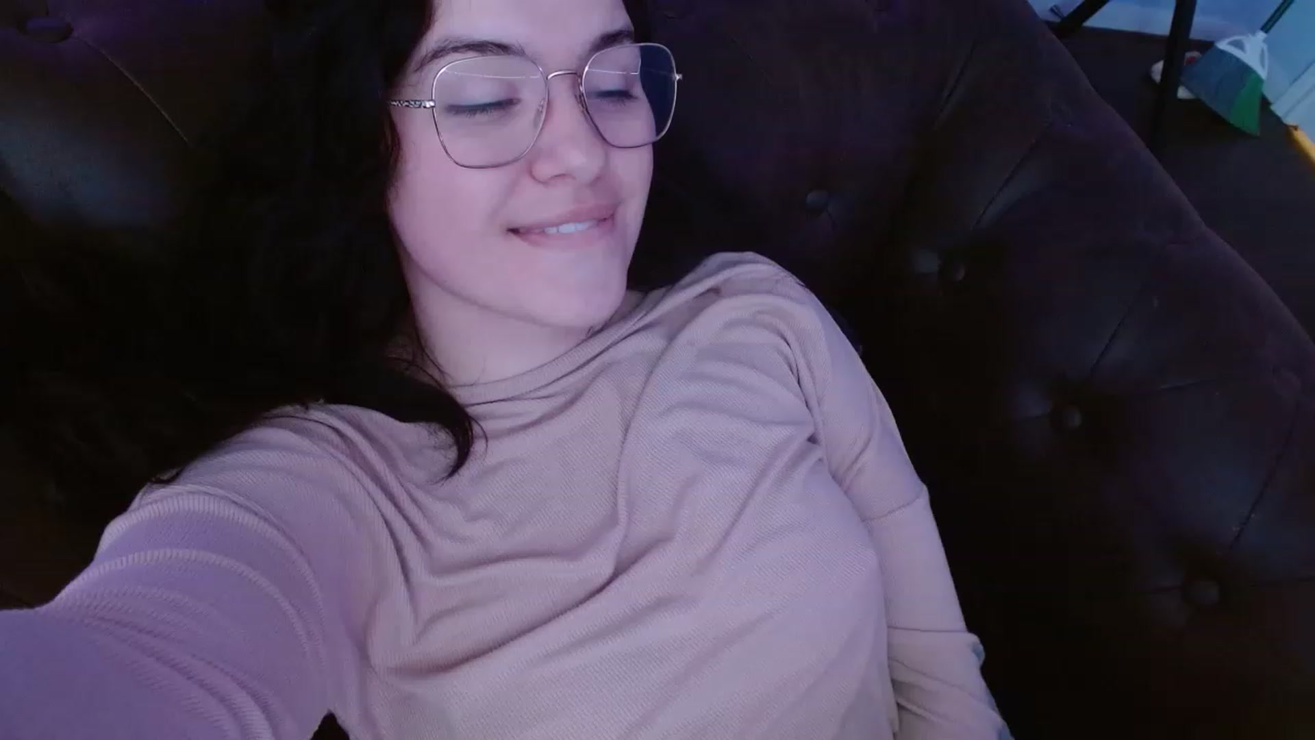 Gallery image thumbnail from BunnyNextDoor's myfreecams stream on, 01/20/2023, 18:57 image 15 of 20