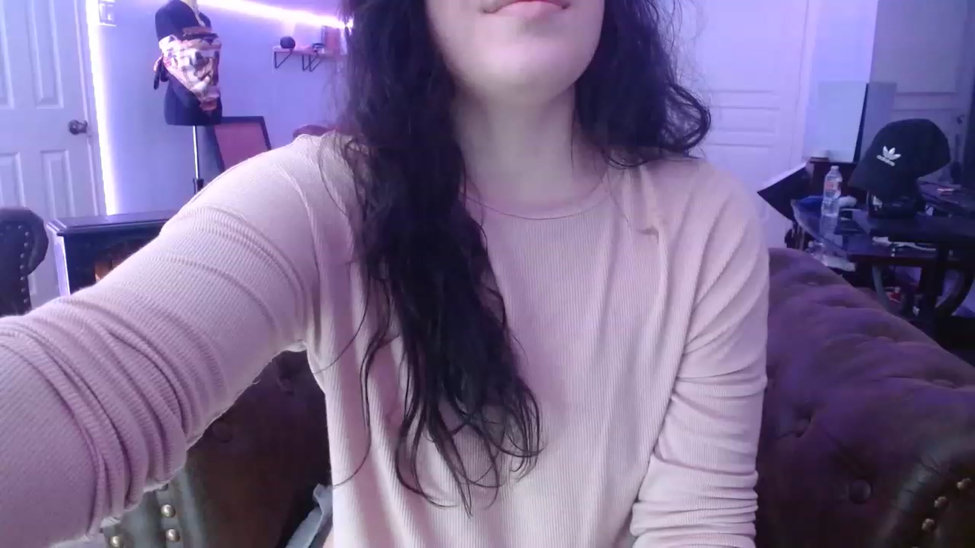 Gallery image thumbnail from BunnyNextDoor's myfreecams stream on, 01/20/2023, 18:57 image 10 of 20