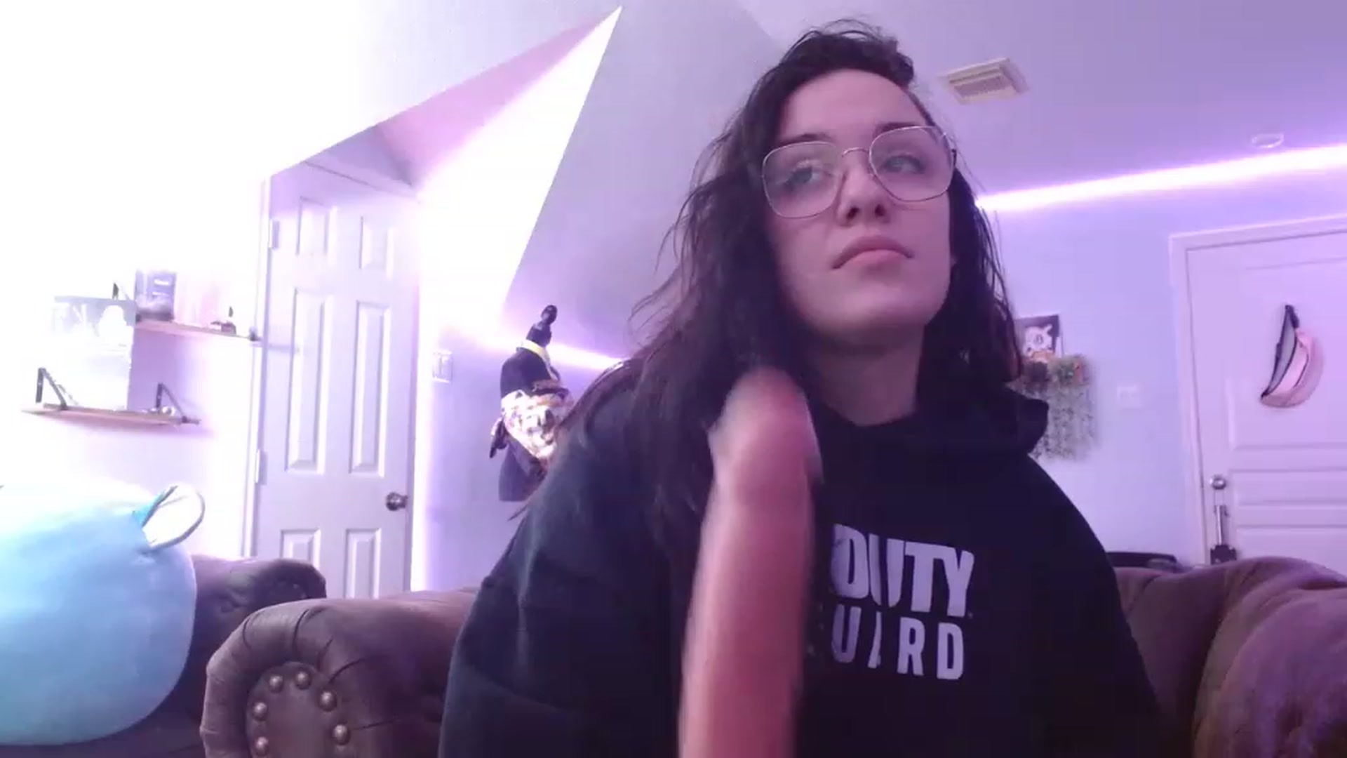 Gallery image thumbnail from BunnyNextDoor's myfreecams stream on, 02/01/2023, 17:11 image 12 of 20