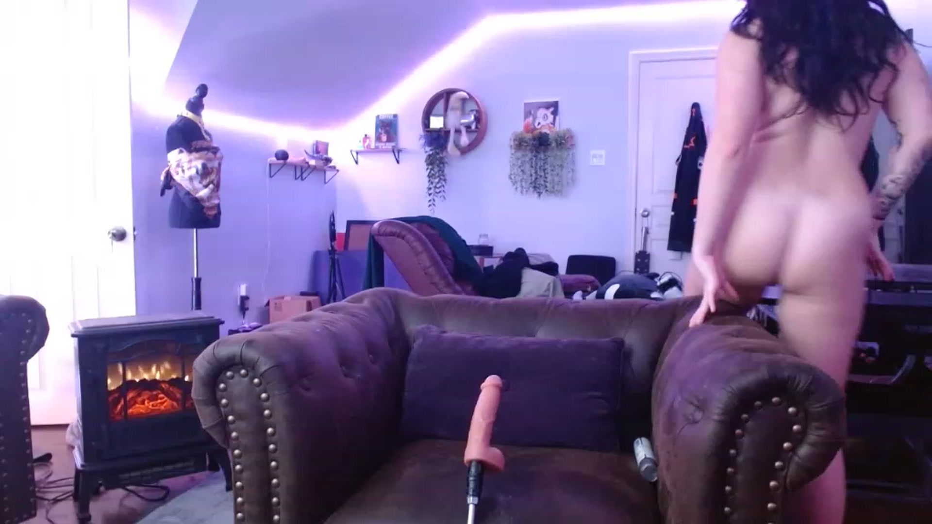Gallery image thumbnail from BunnyNextDoor's myfreecams stream on, 02/02/2023, 03:52 image 2 of 20