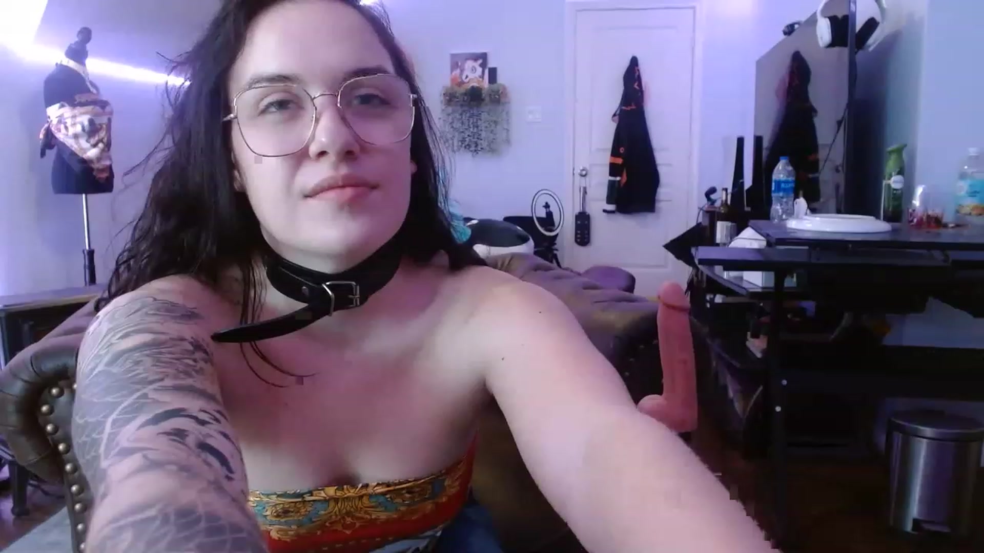 Gallery image thumbnail from BunnyNextDoor's myfreecams stream on, 02/04/2023, 19:05 image 19 of 20