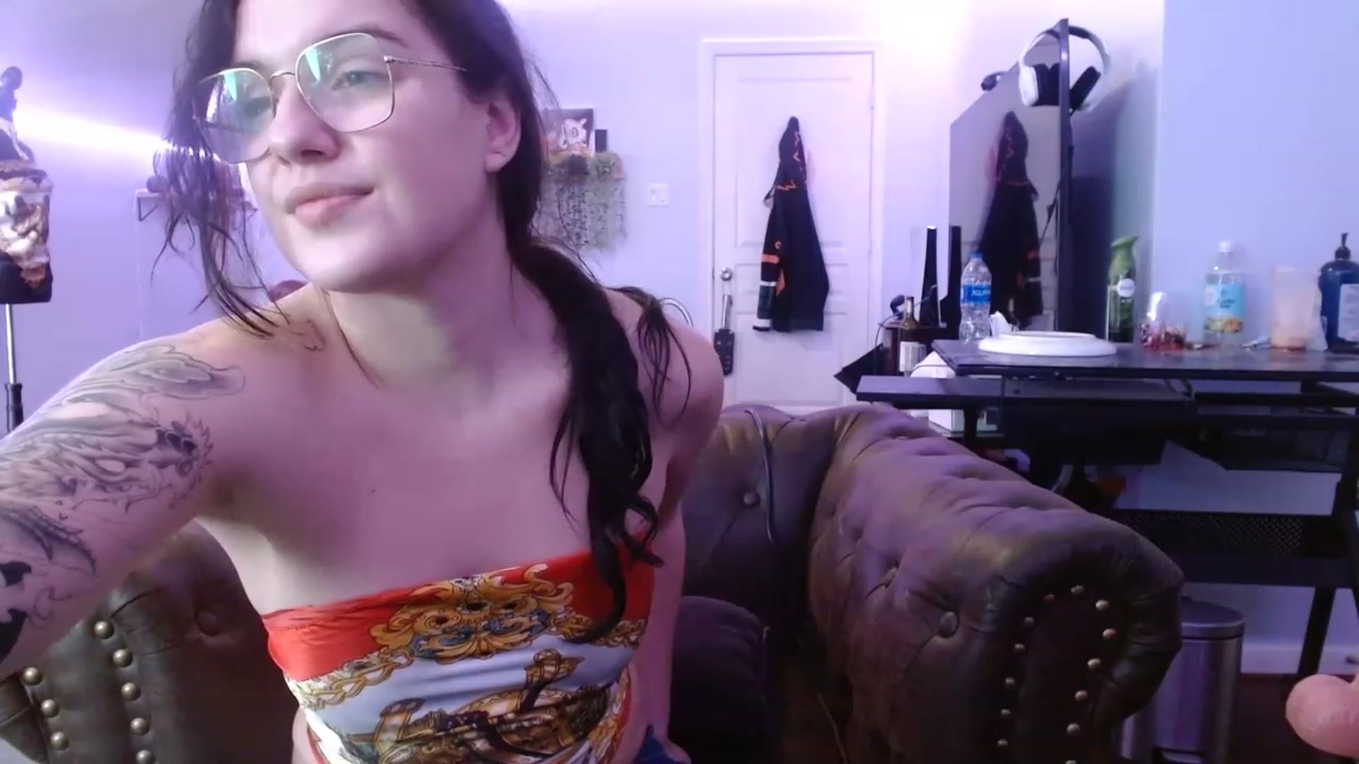 Gallery image thumbnail from BunnyNextDoor's myfreecams stream on, 02/04/2023, 23:32 image 16 of 20