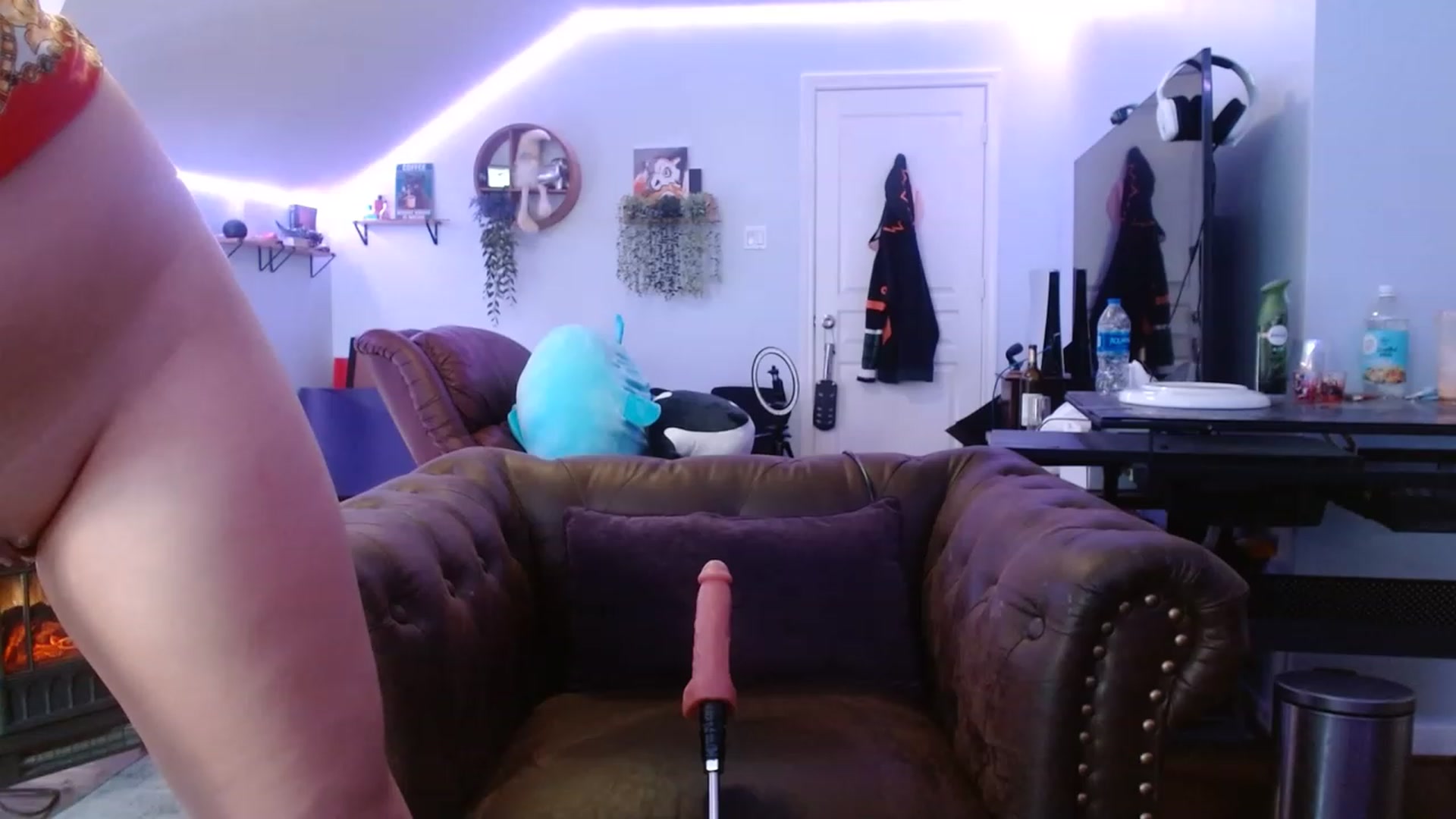 Gallery image thumbnail from BunnyNextDoor's myfreecams stream on, 02/04/2023, 23:32 image 3 of 20
