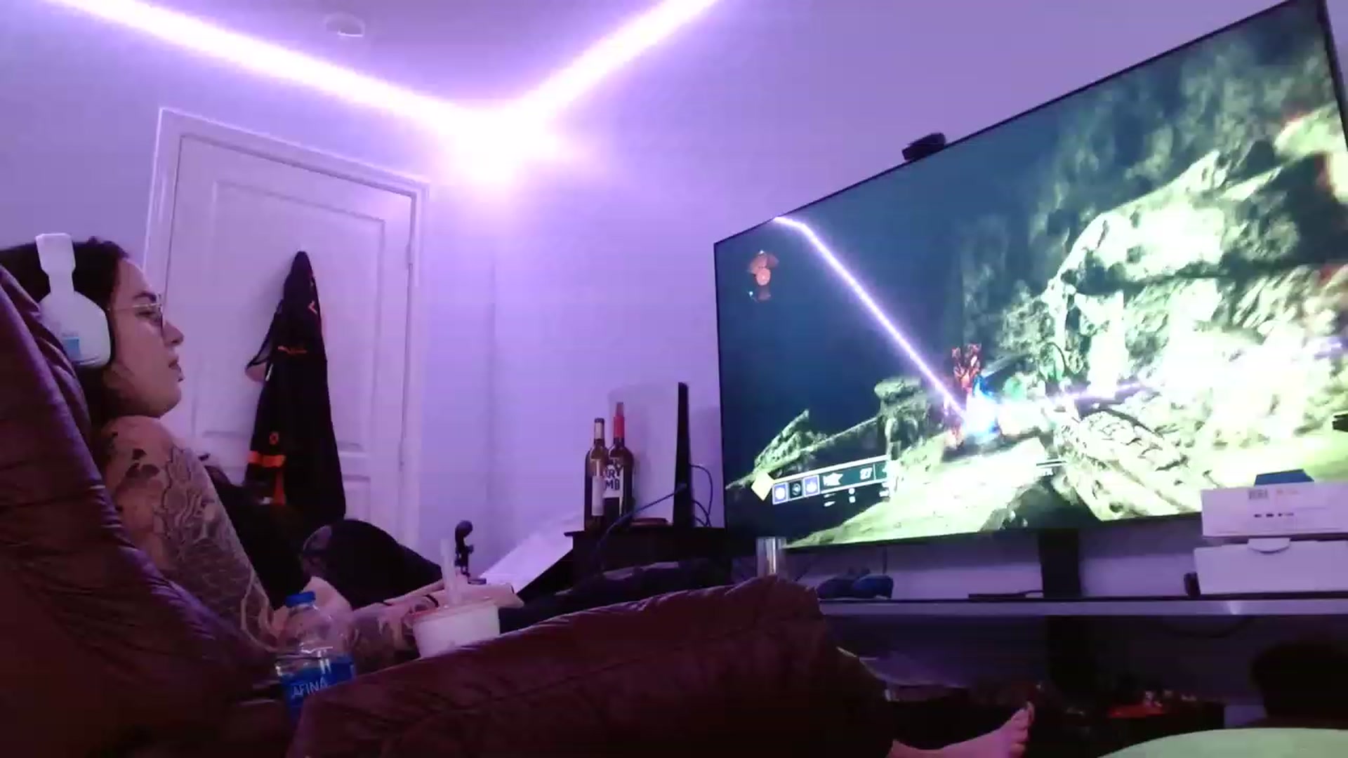 Gallery image thumbnail from BunnyNextDoor's myfreecams stream on, 02/05/2023, 20:45 image 8 of 20