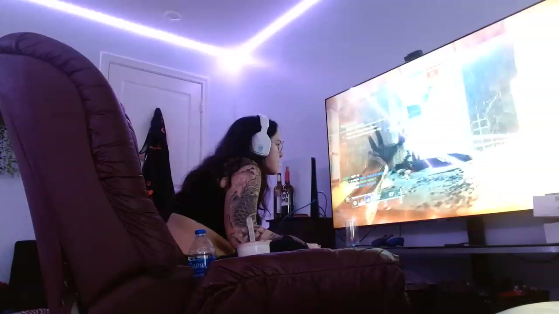 Gallery image thumbnail from BunnyNextDoor's myfreecams stream on, 02/05/2023, 20:45 image 18 of 20