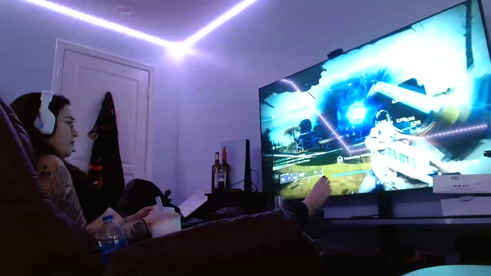 Gallery image thumbnail from BunnyNextDoor's myfreecams stream on, 02/05/2023, 20:45 image 10 of 20