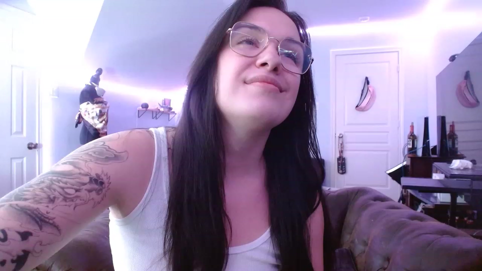 Gallery image thumbnail from BunnyNextDoor's myfreecams stream on, 02/13/2023, 18:05 image 4 of 20