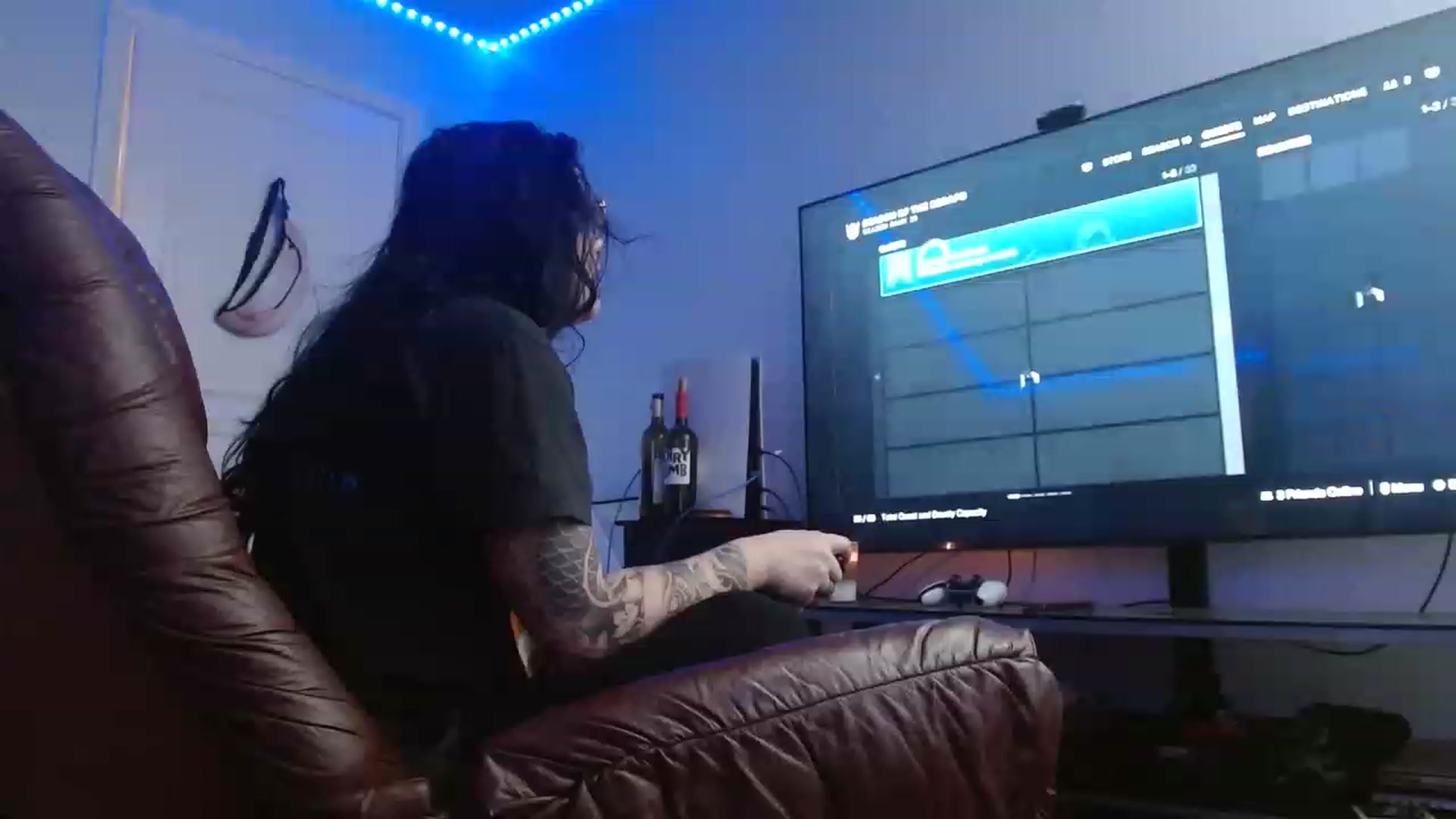 Gallery image thumbnail from BunnyNextDoor's myfreecams stream on, 02/17/2023, 03:23 image 3 of 20