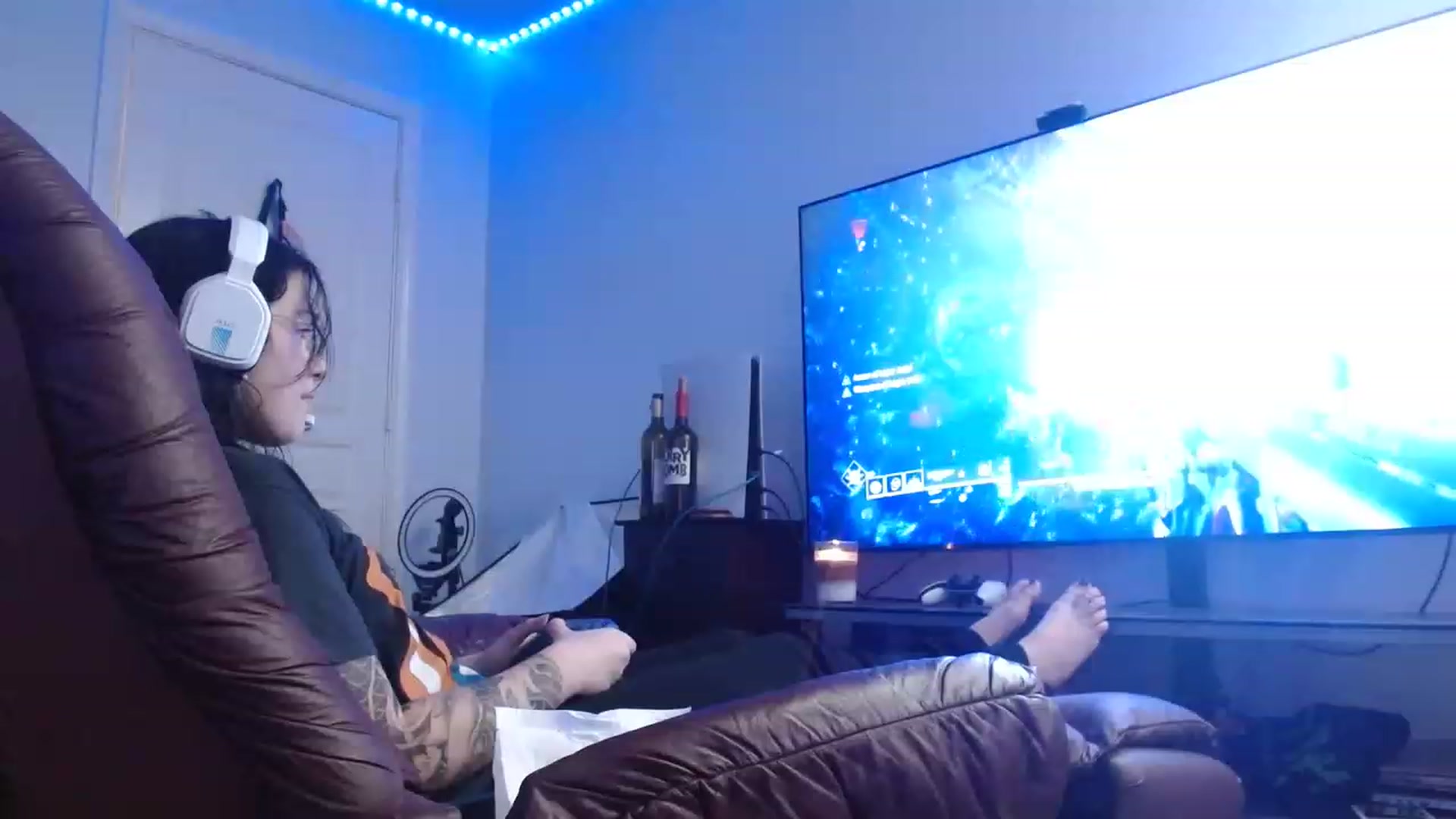 Gallery image thumbnail from BunnyNextDoor's myfreecams stream on, 02/17/2023, 03:23 image 17 of 20