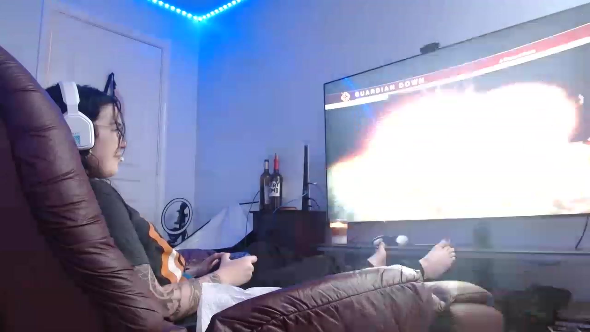 Gallery image thumbnail from BunnyNextDoor's myfreecams stream on, 02/17/2023, 03:23 image 19 of 20