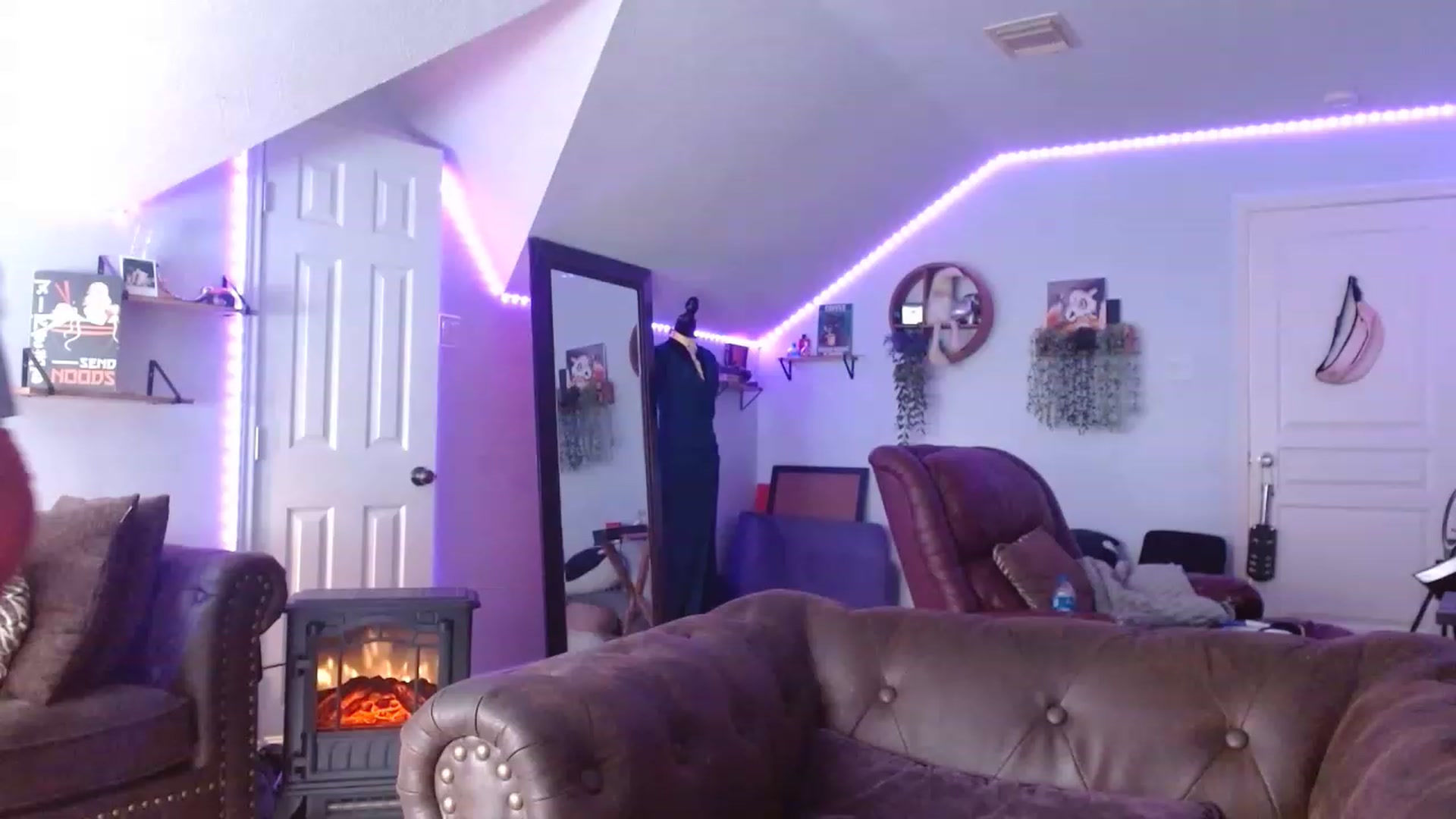 Gallery image thumbnail from BunnyNextDoor's myfreecams stream on, 02/23/2023, 18:22 image 17 of 20