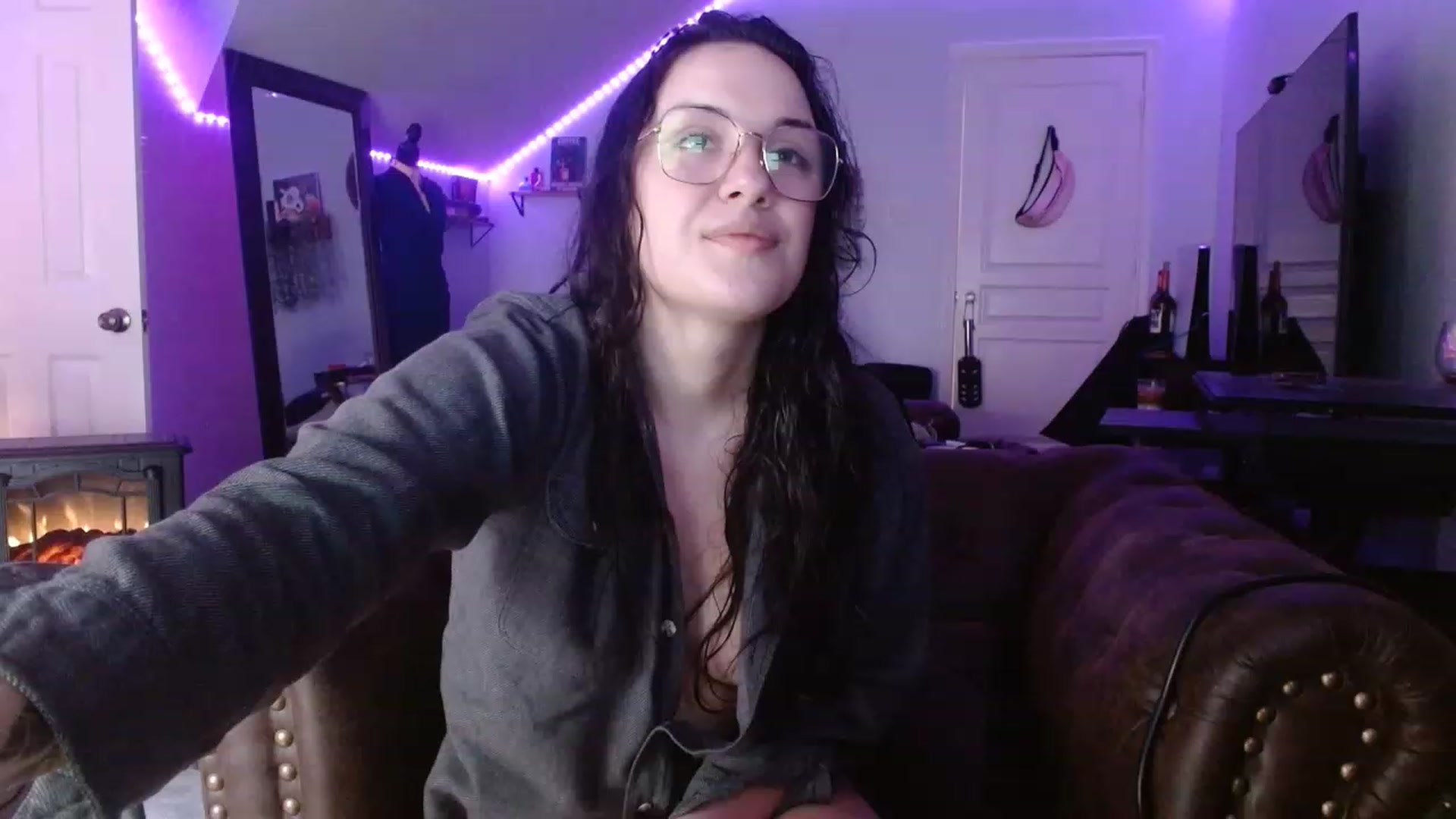 Gallery image thumbnail from BunnyNextDoor's myfreecams stream on, 02/24/2023, 18:41 image 5 of 20