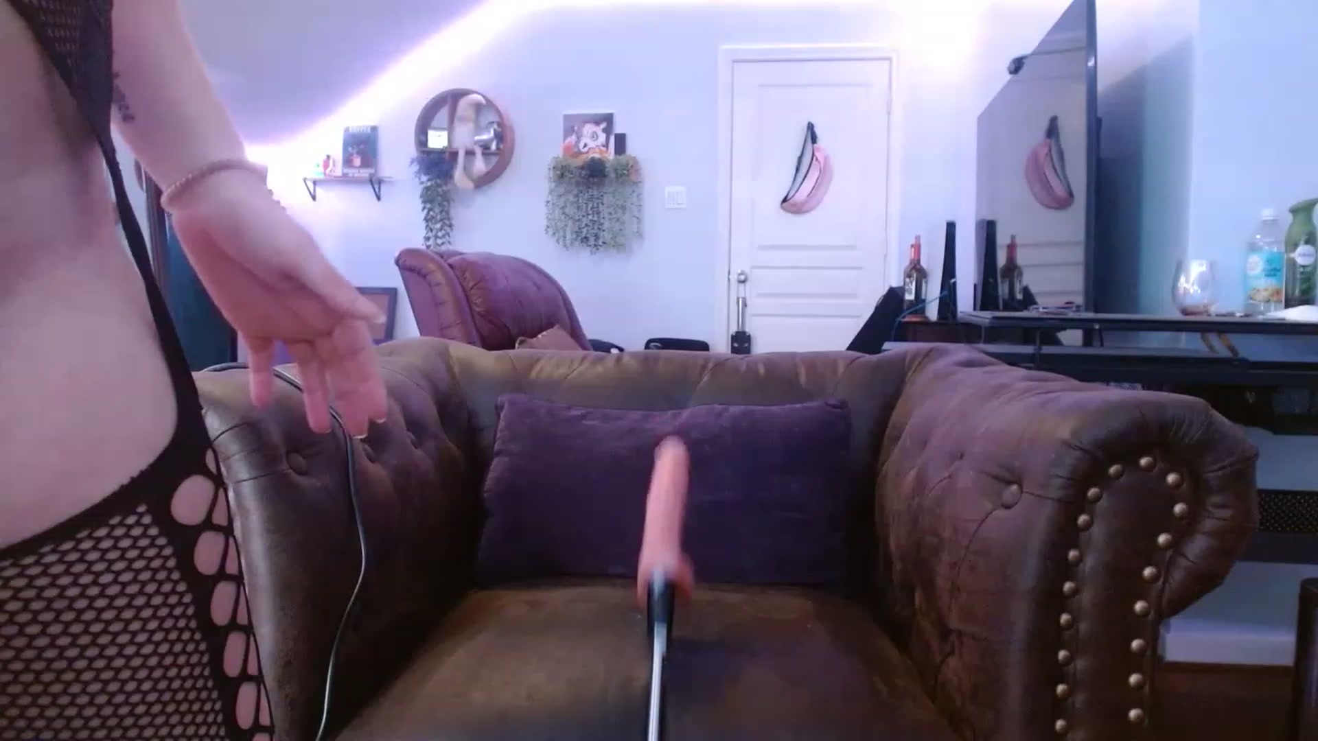 Gallery image thumbnail from BunnyNextDoor's myfreecams stream on, 02/25/2023, 17:19 image 12 of 20