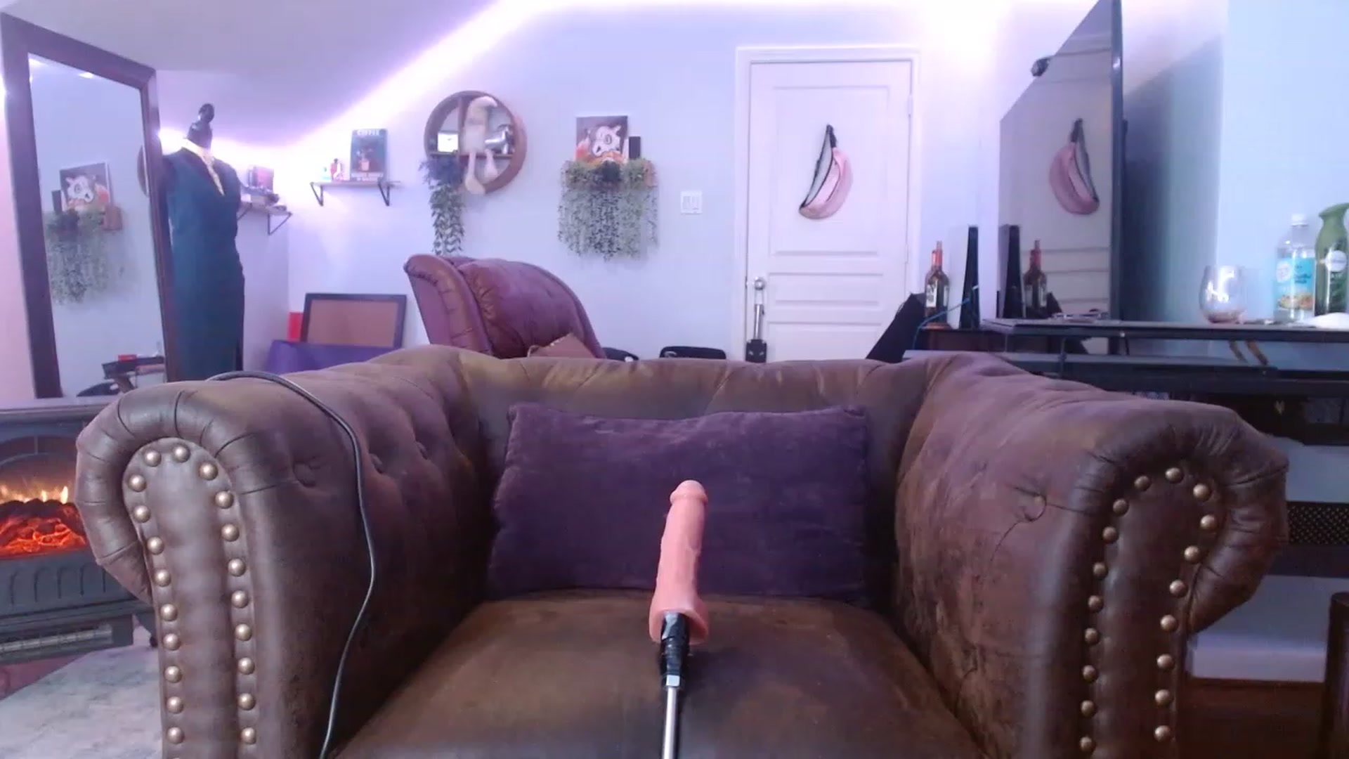 Gallery image thumbnail from BunnyNextDoor's myfreecams stream on, 02/25/2023, 17:19 image 14 of 20