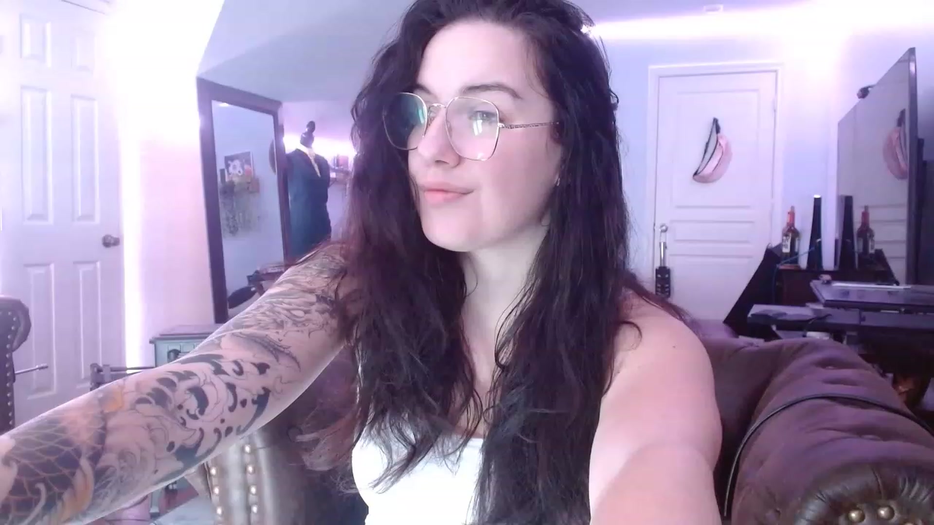 Gallery image thumbnail from BunnyNextDoor's myfreecams stream on, 03/01/2023, 17:39 image 5 of 20