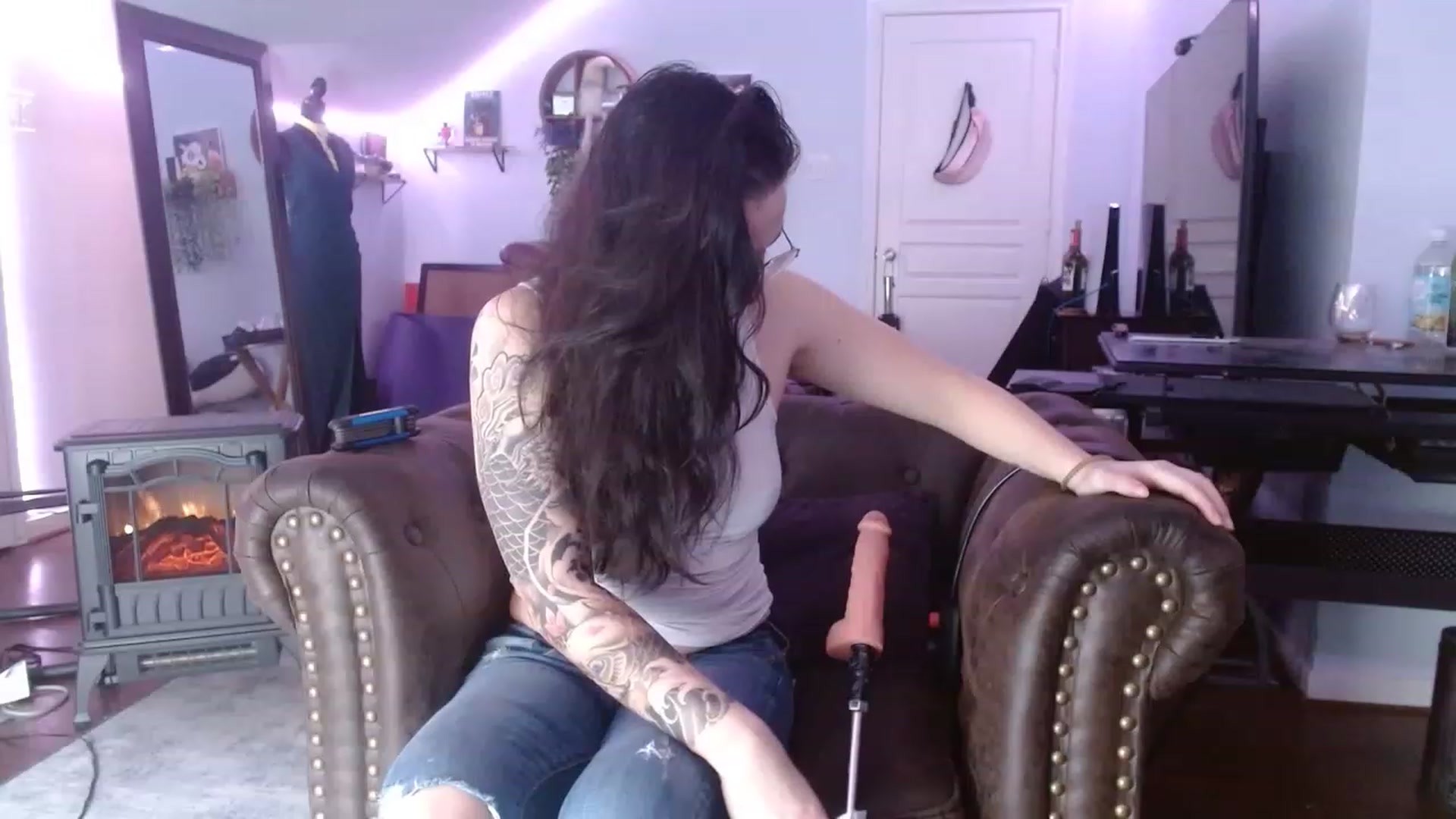 Gallery image thumbnail from BunnyNextDoor's myfreecams stream on, 03/01/2023, 17:39 image 14 of 20