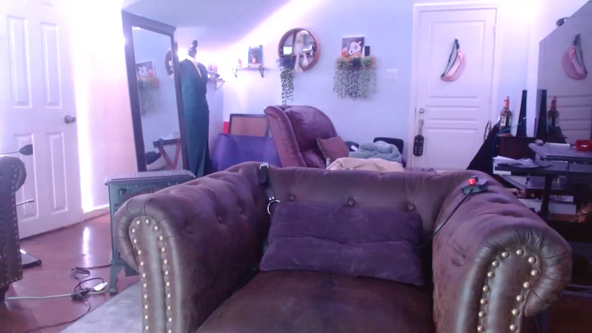 Gallery image thumbnail from BunnyNextDoor's myfreecams stream on, 03/06/2023, 17:51 image 8 of 20