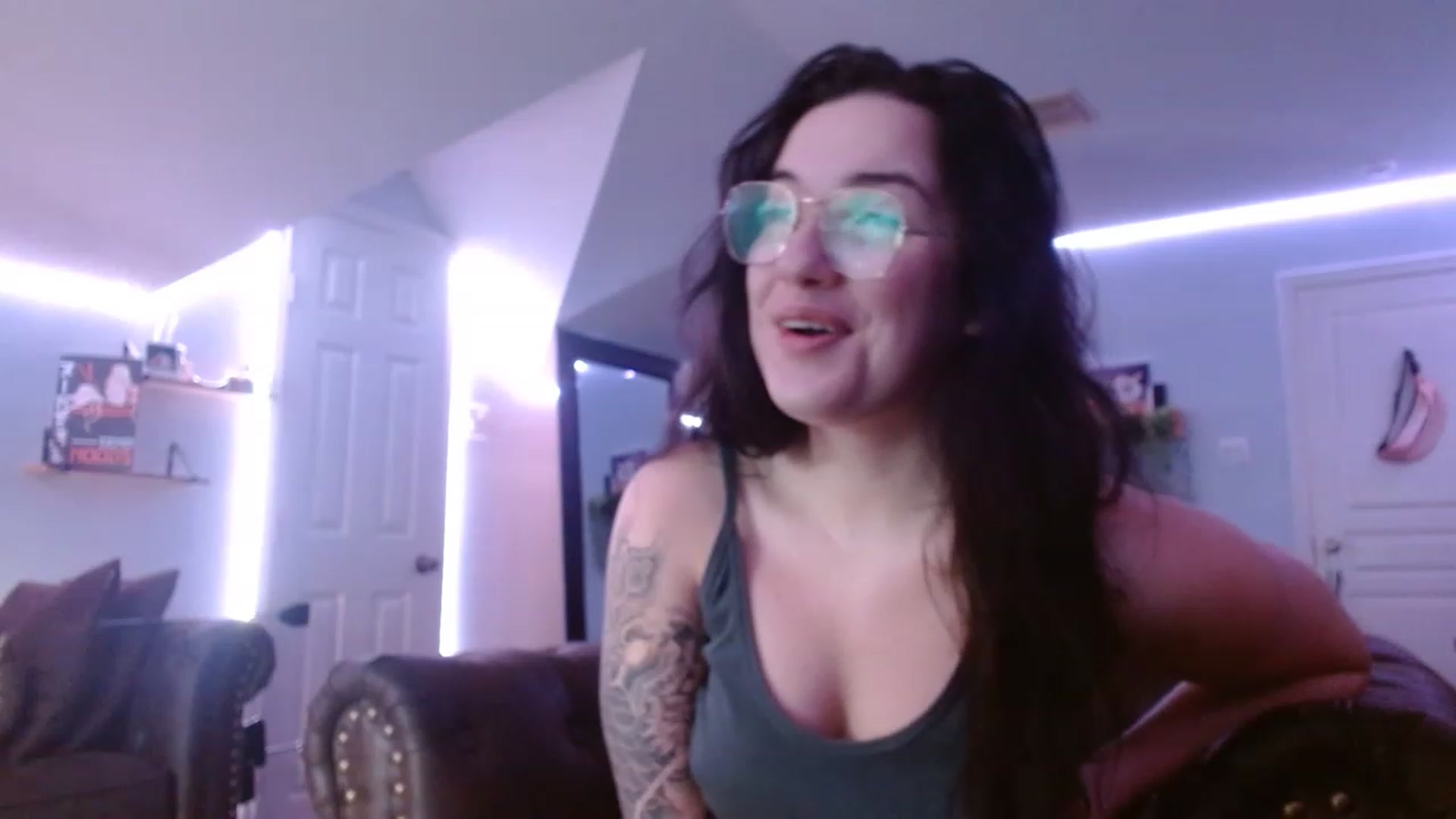 Gallery image thumbnail from BunnyNextDoor's myfreecams stream on, 03/06/2023, 17:51 image 2 of 20