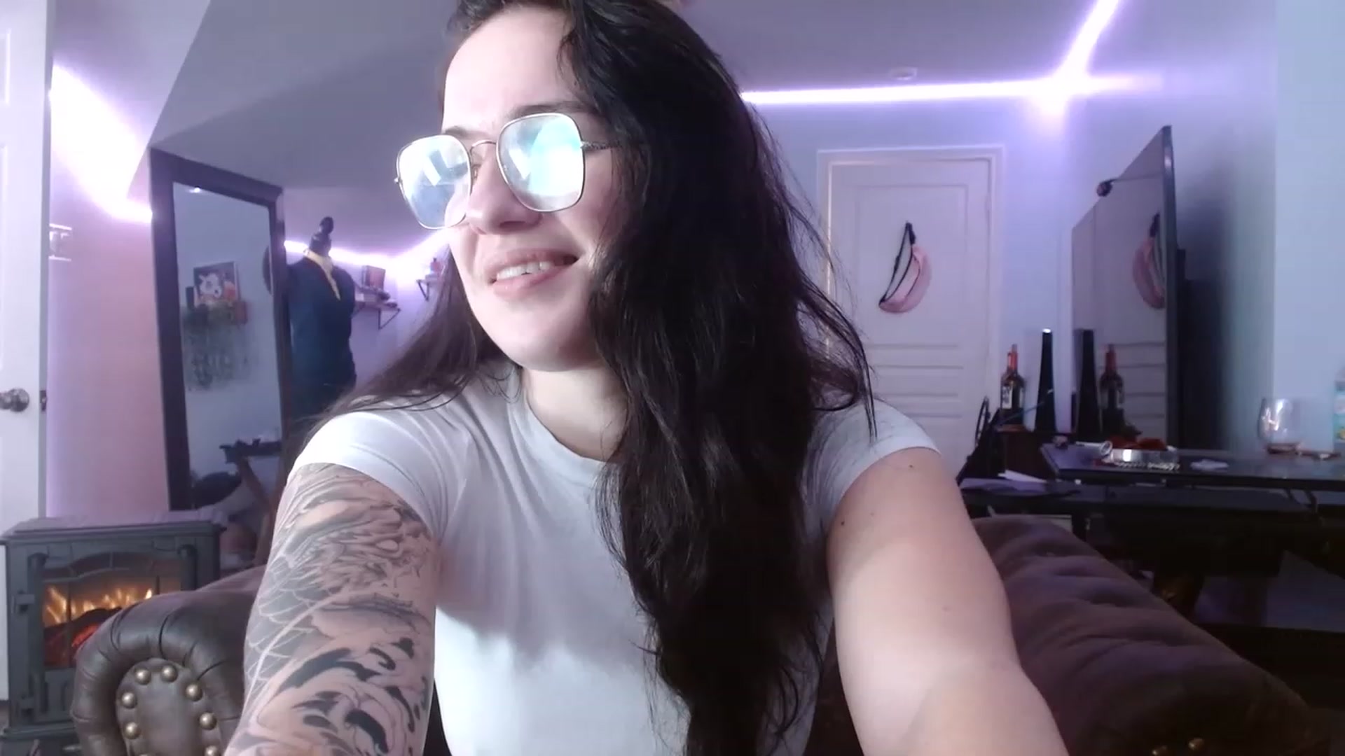Gallery image thumbnail from BunnyNextDoor's myfreecams stream on, 03/08/2023, 17:47 image 3 of 20